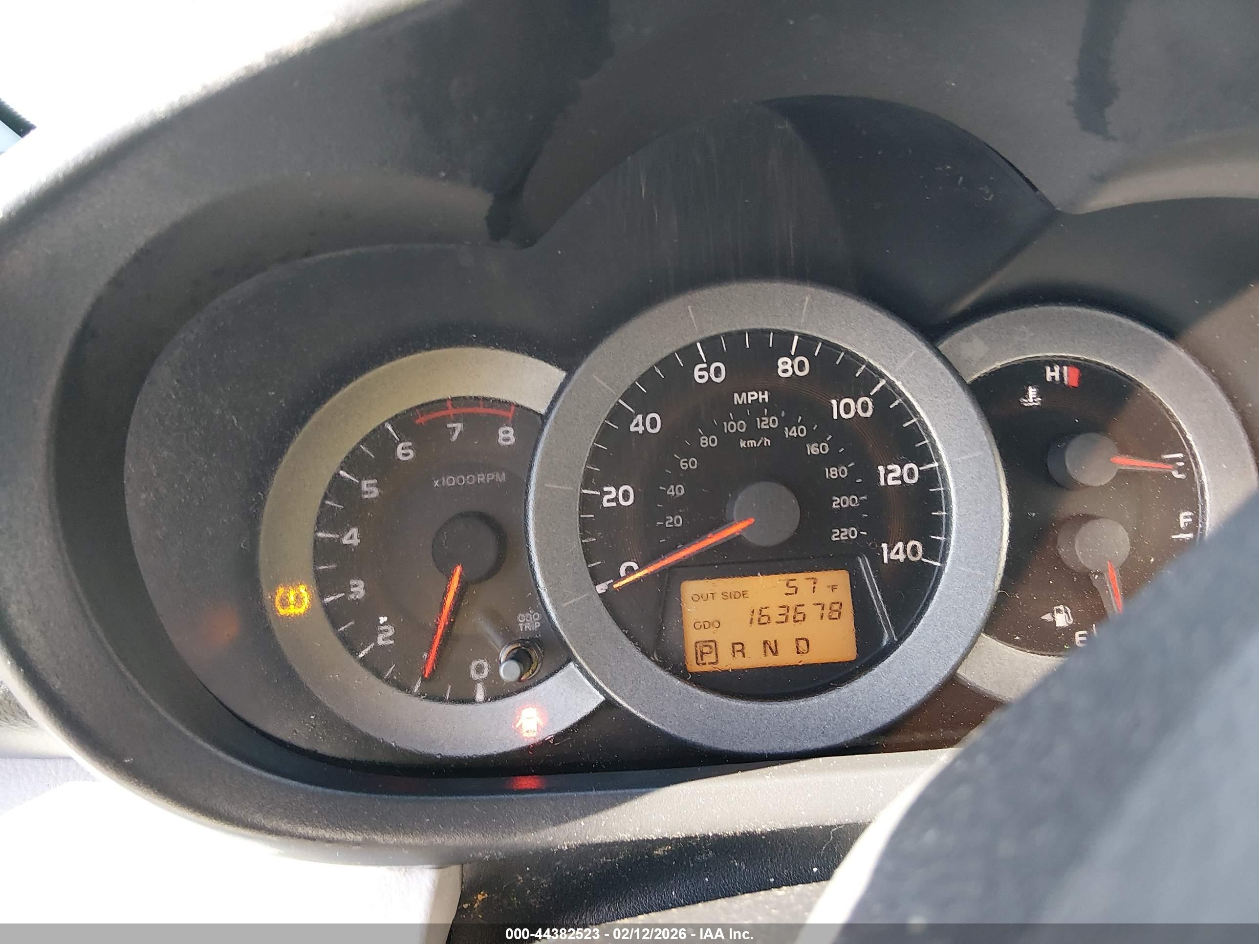 TOYOTA RAV4 image 7