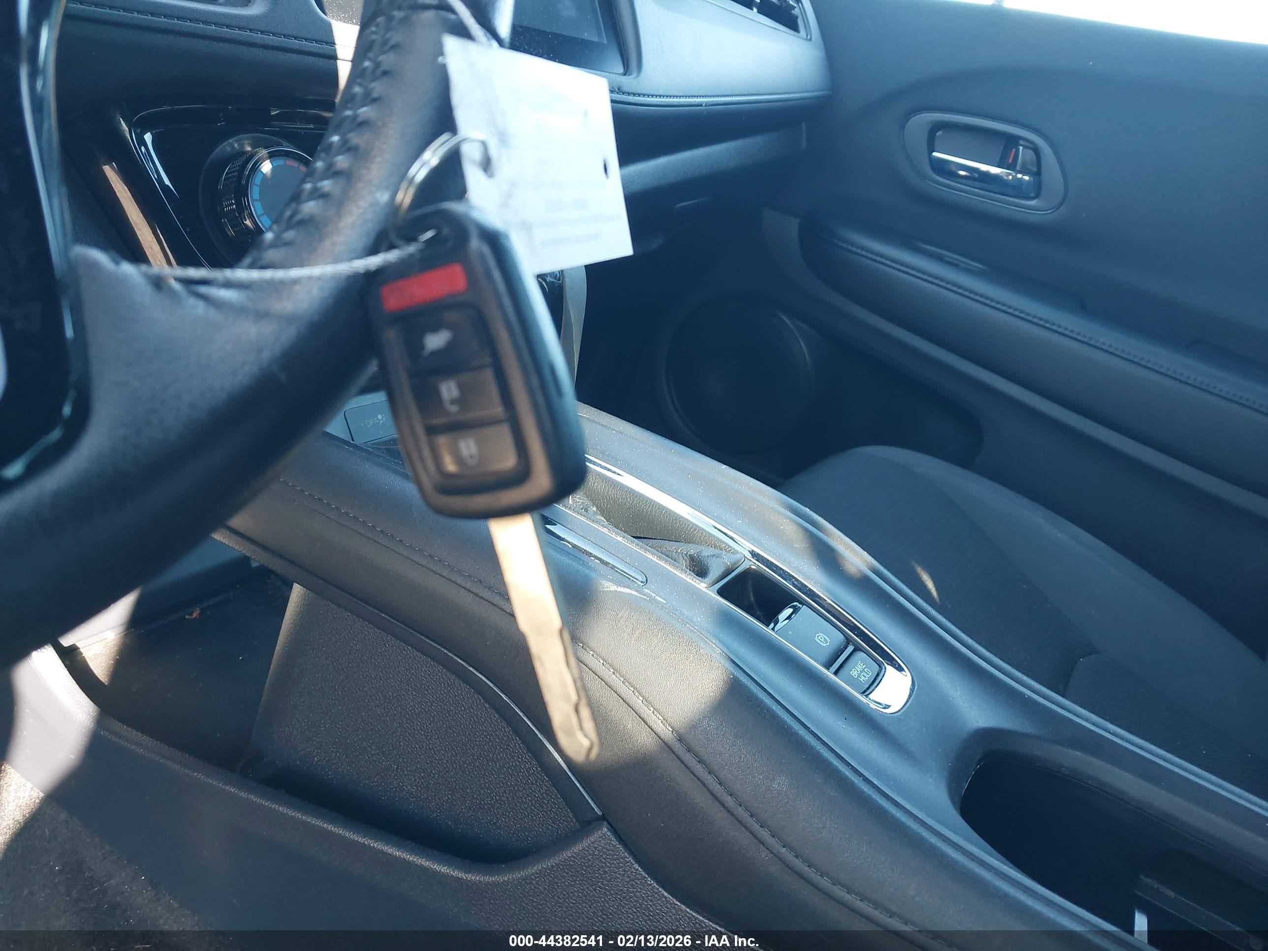 HONDA HR-V image 11