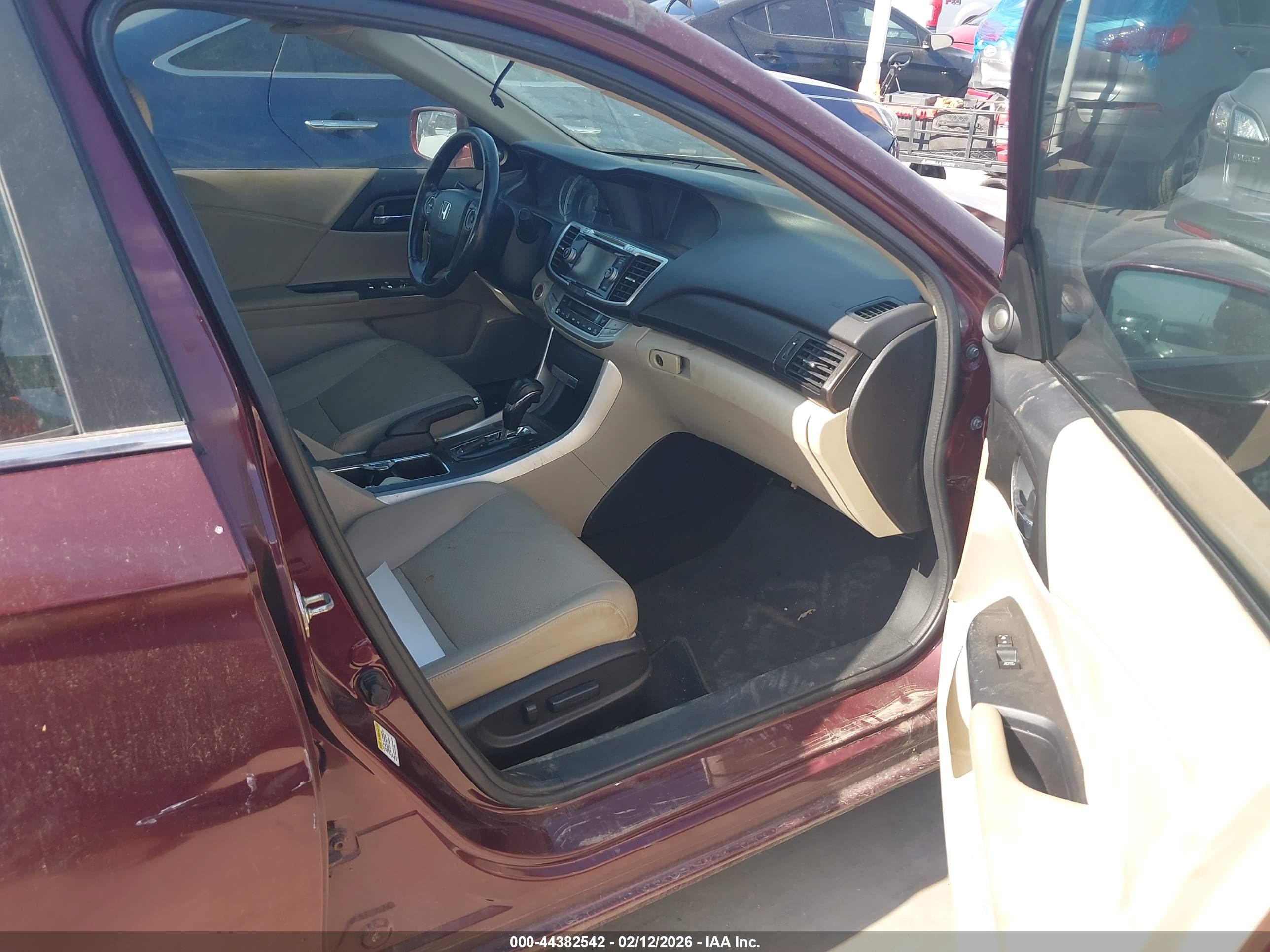 HONDA ACCORD image 5