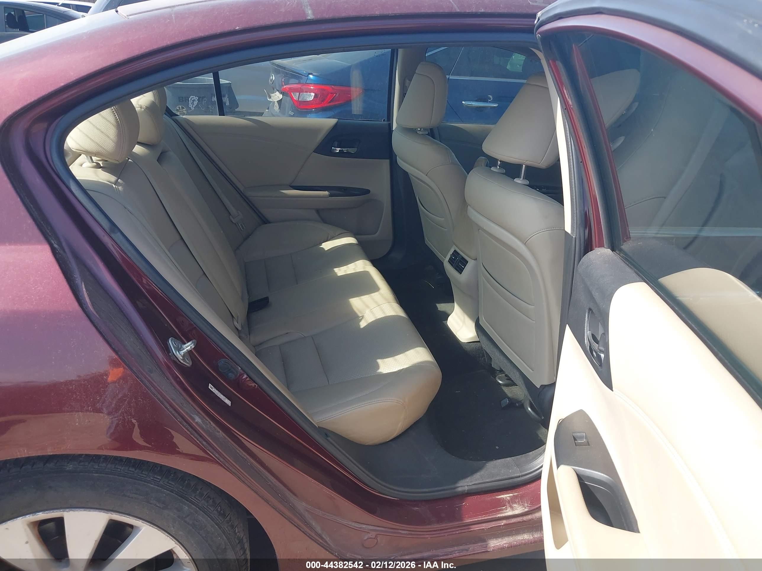 HONDA ACCORD image 8