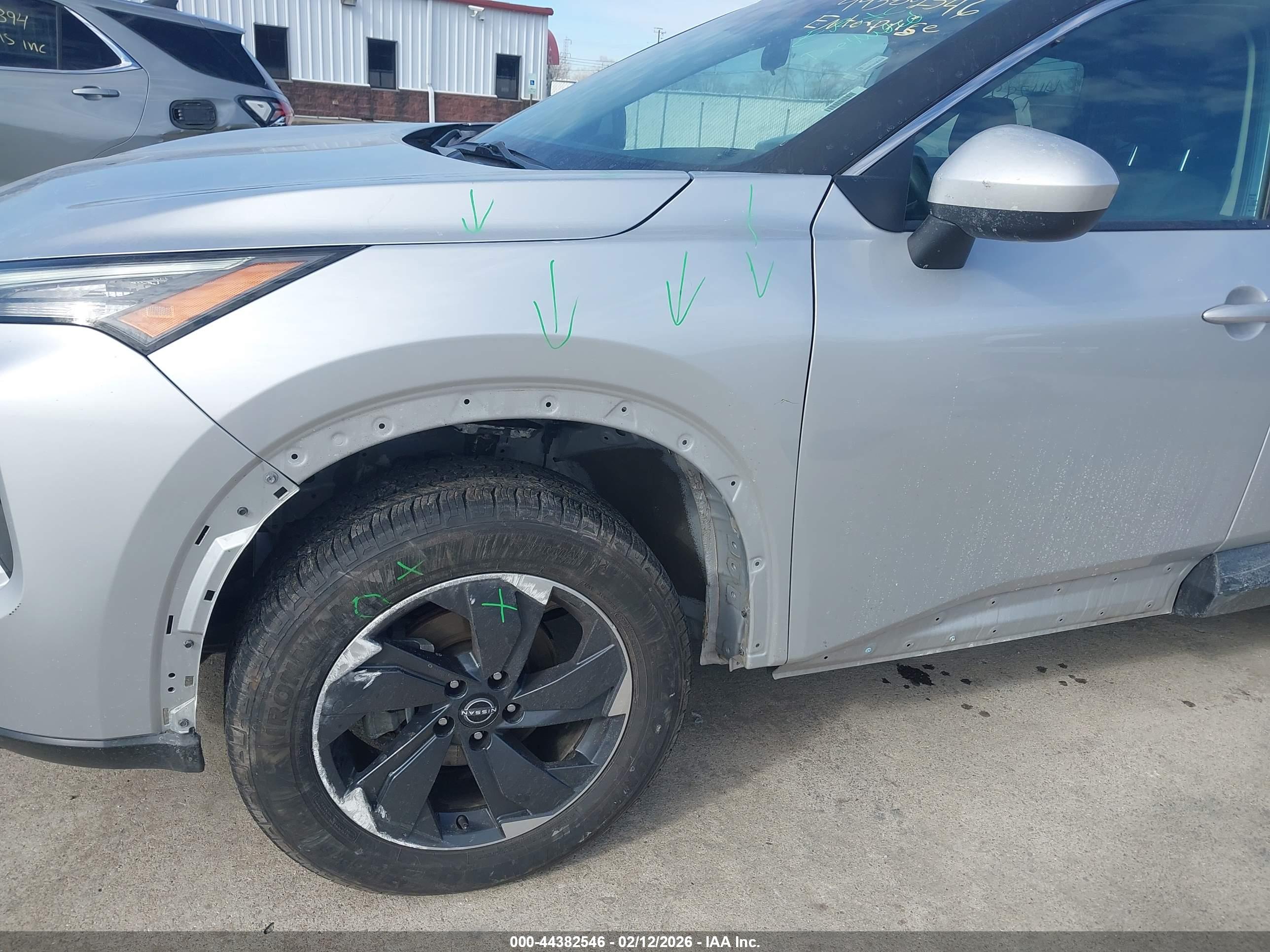 NISSAN ROGUE image 6