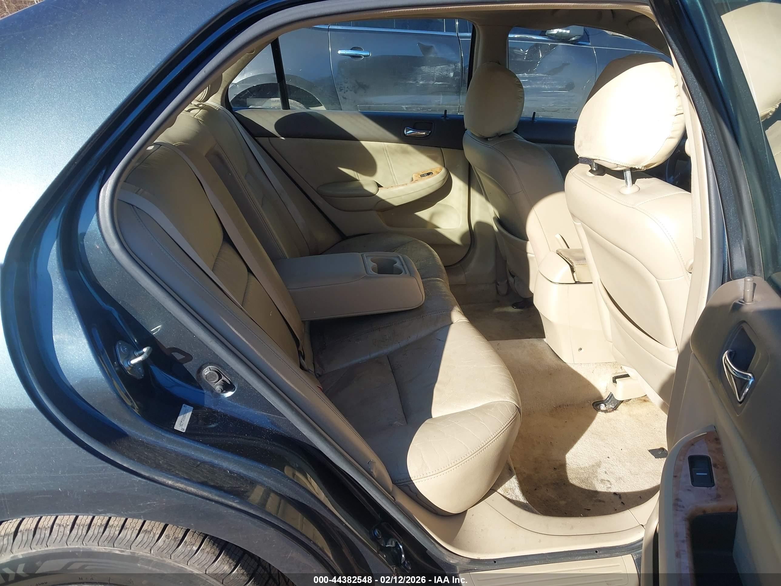 HONDA ACCORD image 8