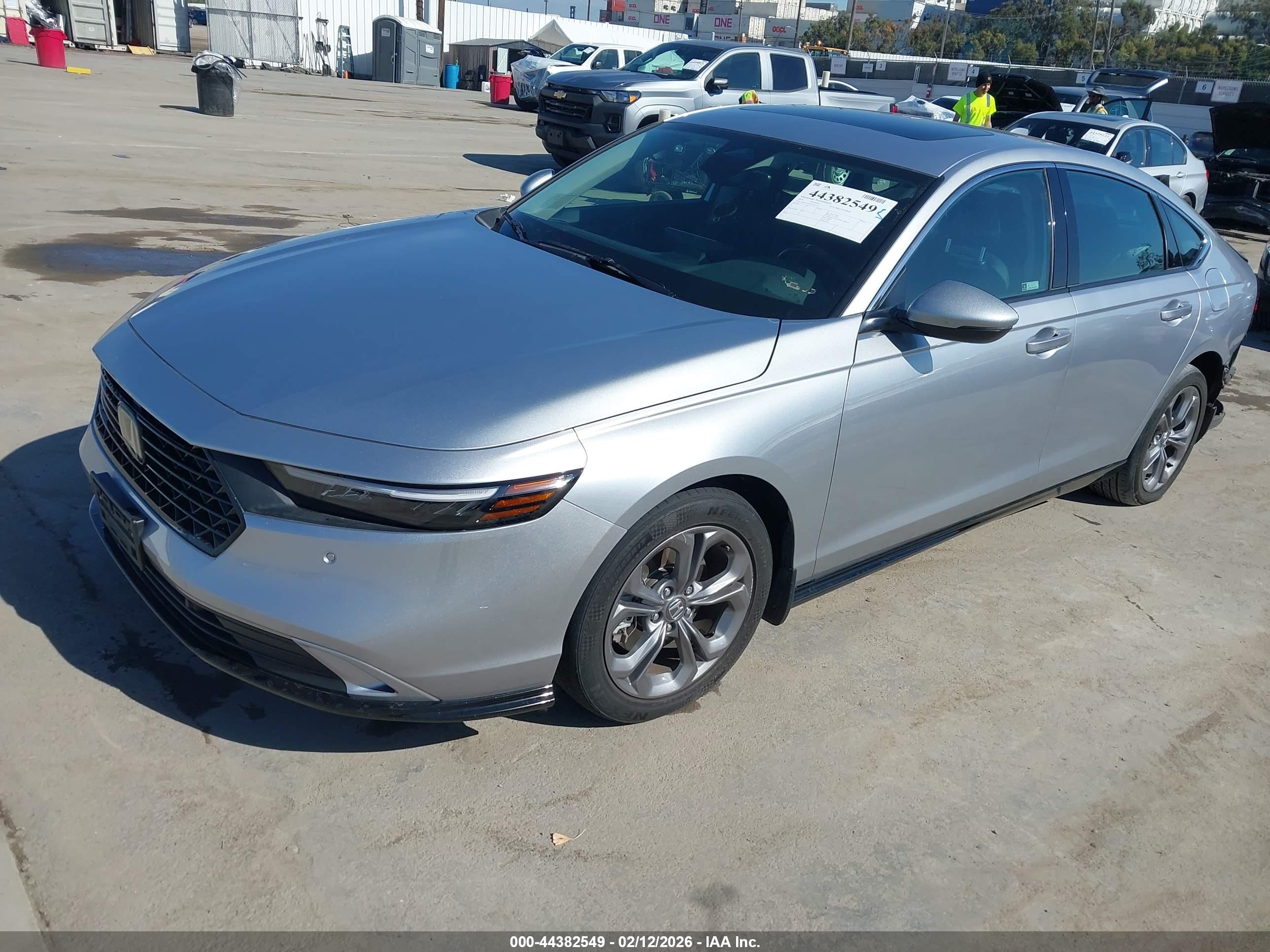 HONDA ACCORD image 2