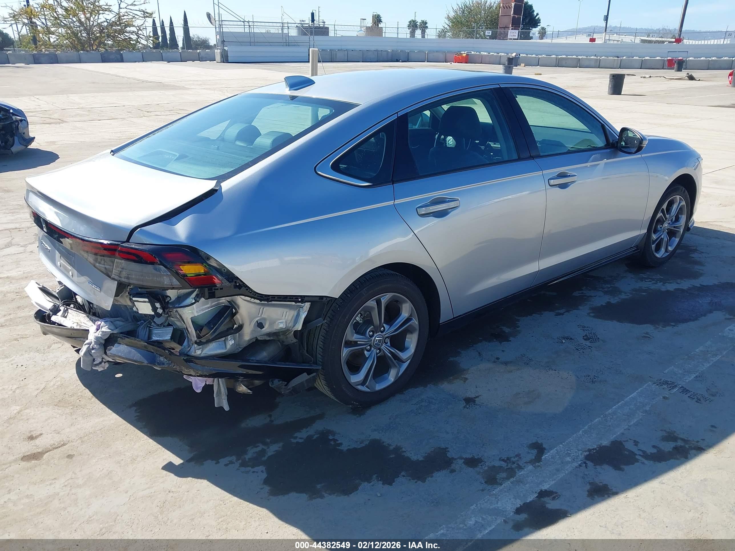 HONDA ACCORD image 4