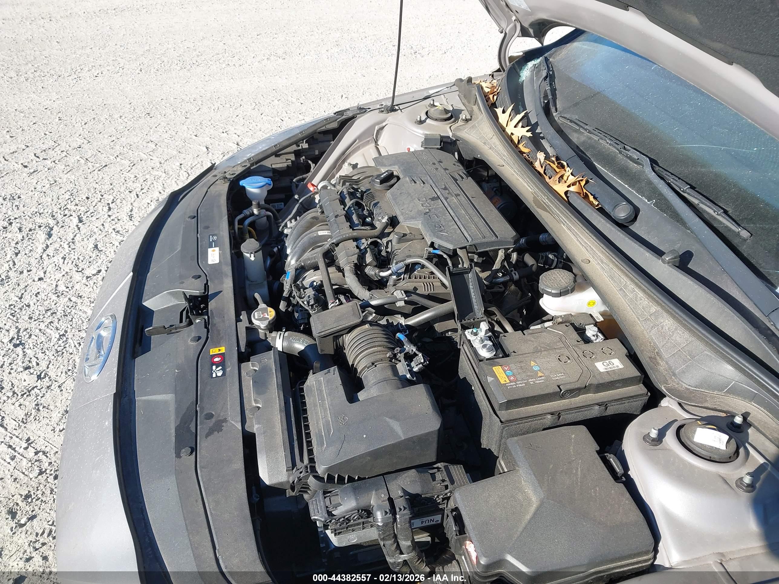 HYUNDAI ELANTRA image 10