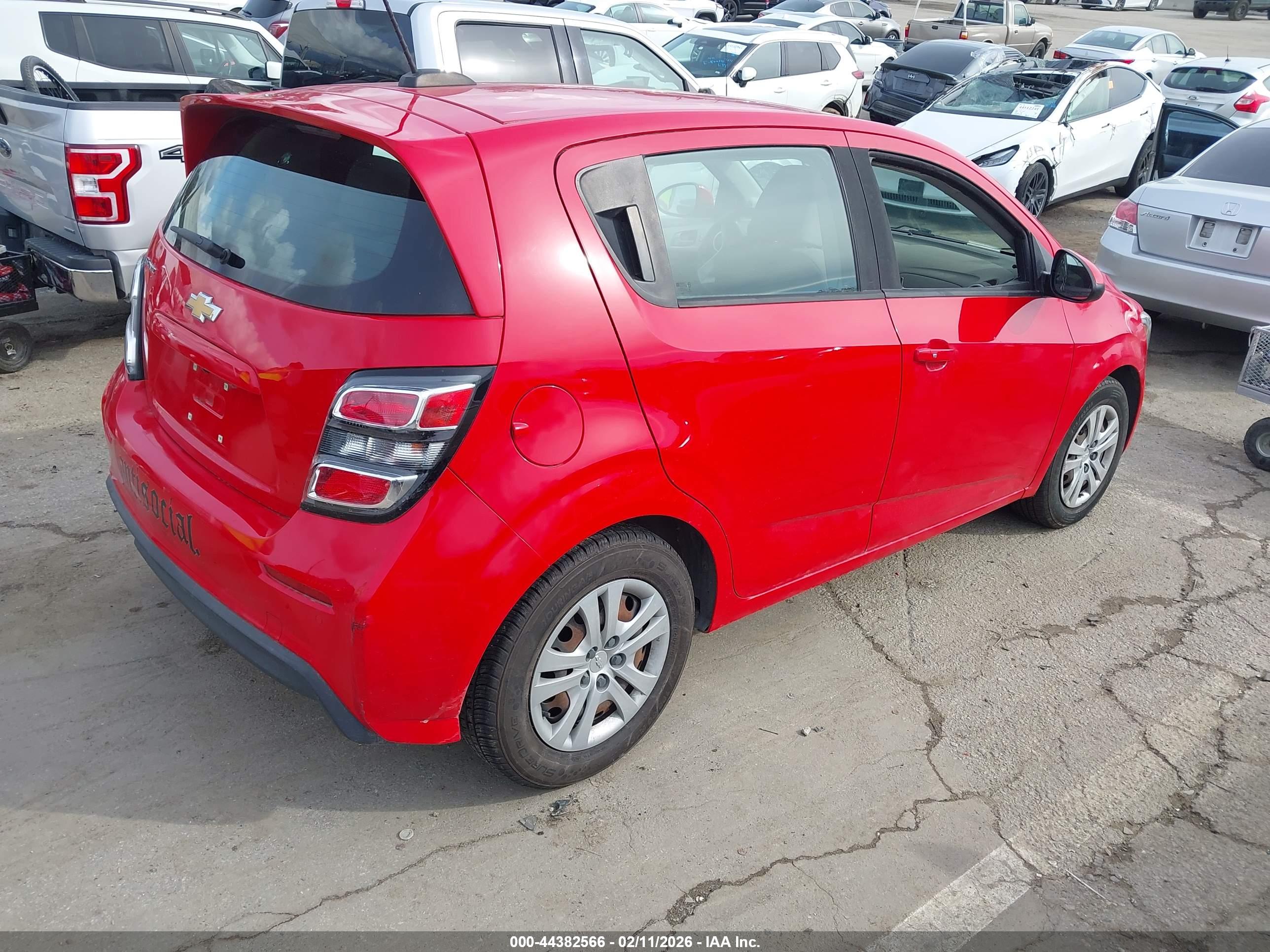 CHEVROLET SONIC image 4