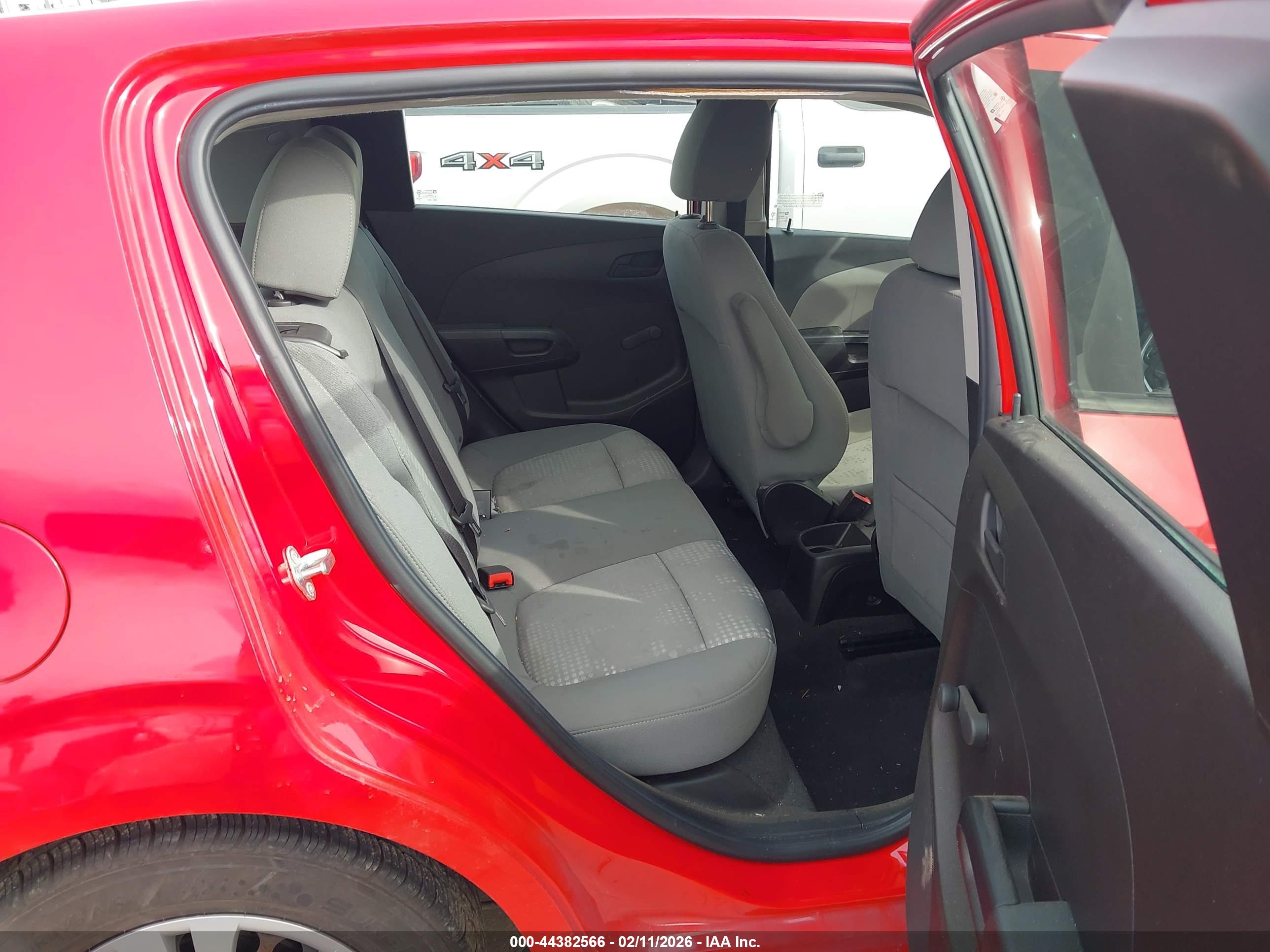 CHEVROLET SONIC image 8