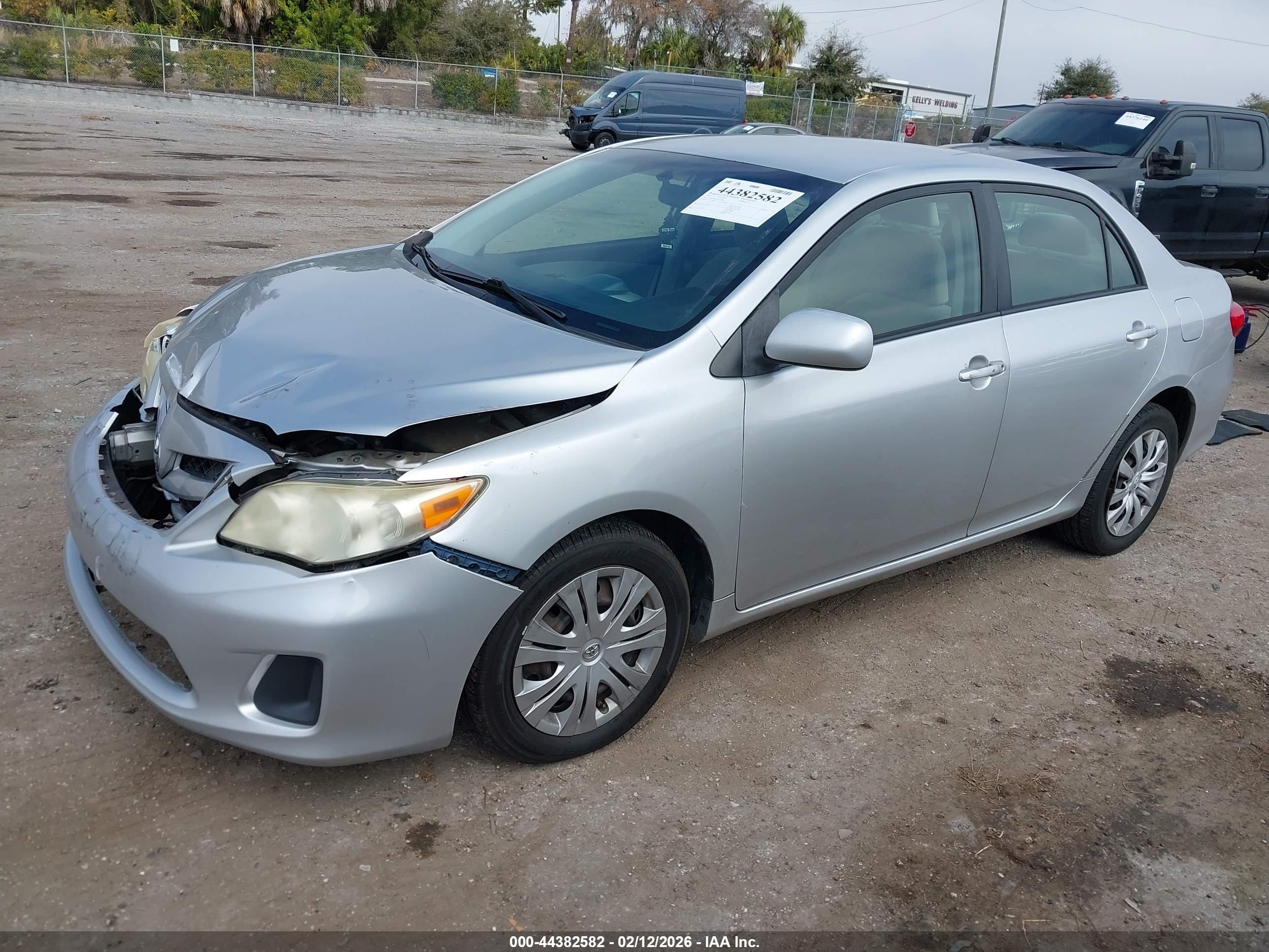 TOYOTA COROLLA image 2