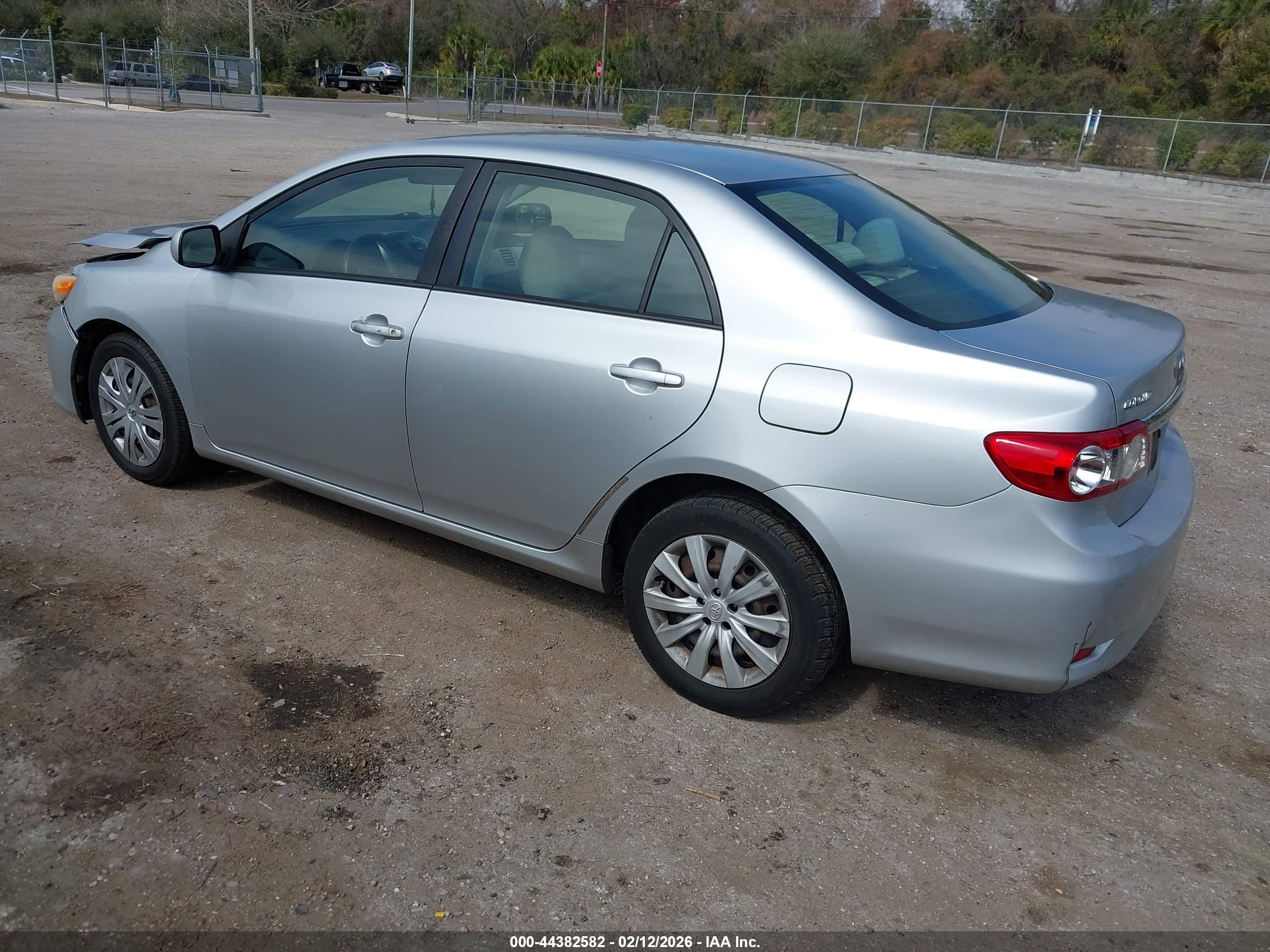 TOYOTA COROLLA image 3