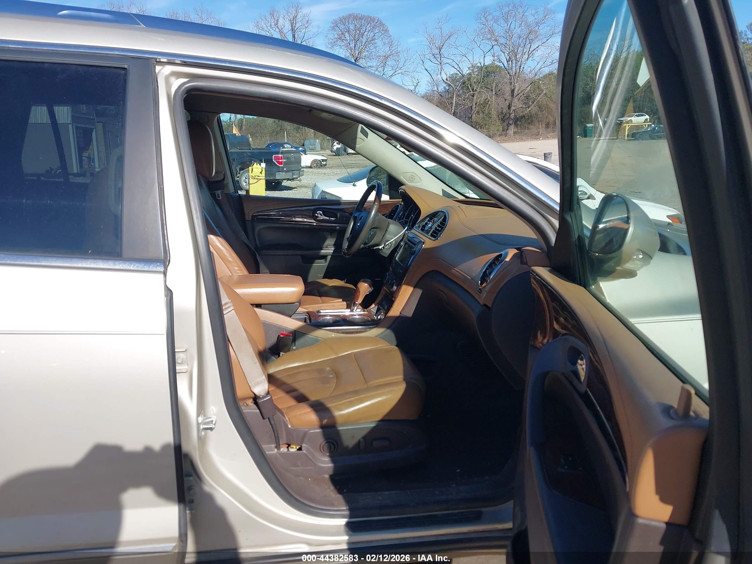 BUICK ENCLAVE image 5
