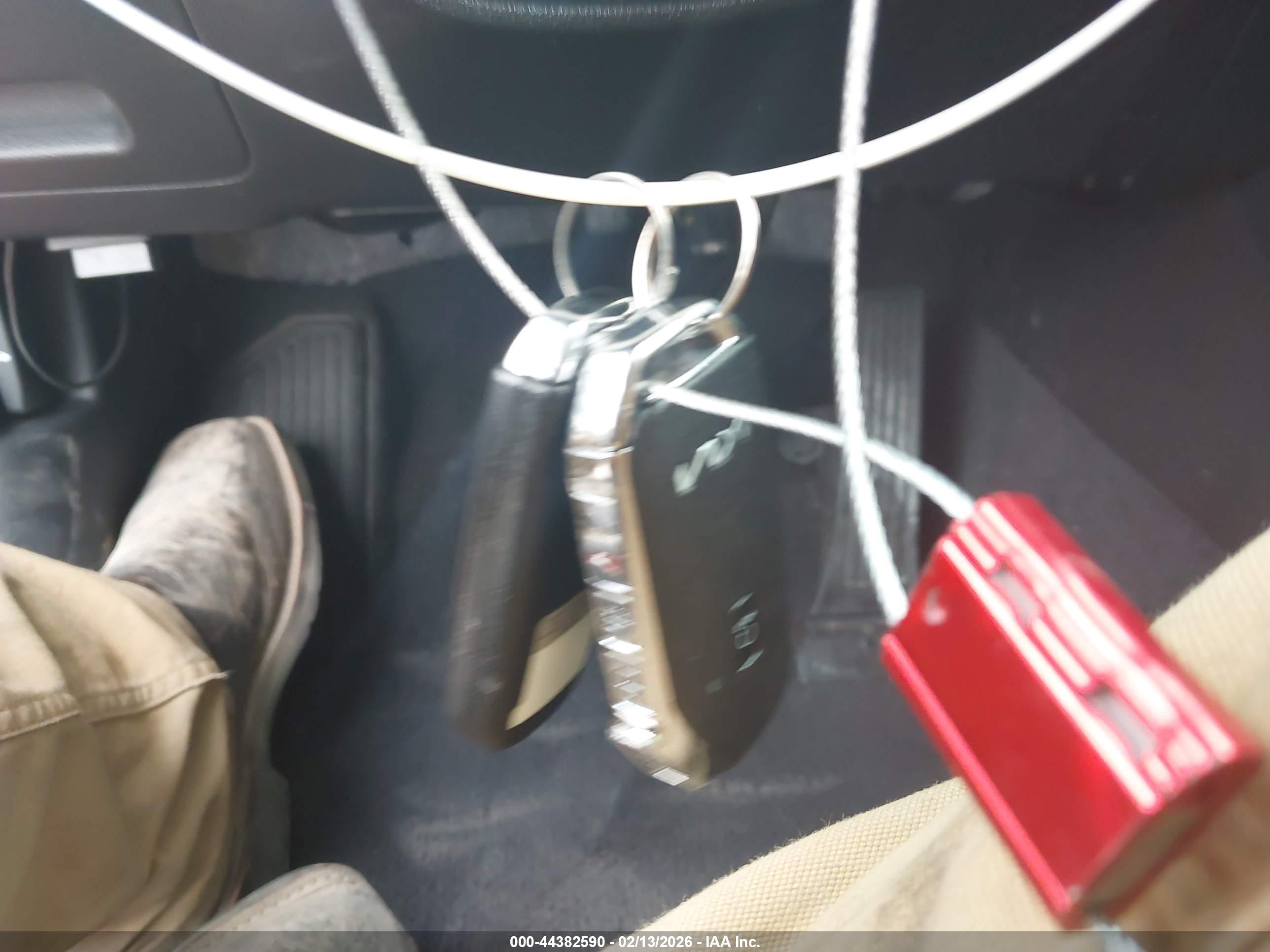 KIA K5 image 11