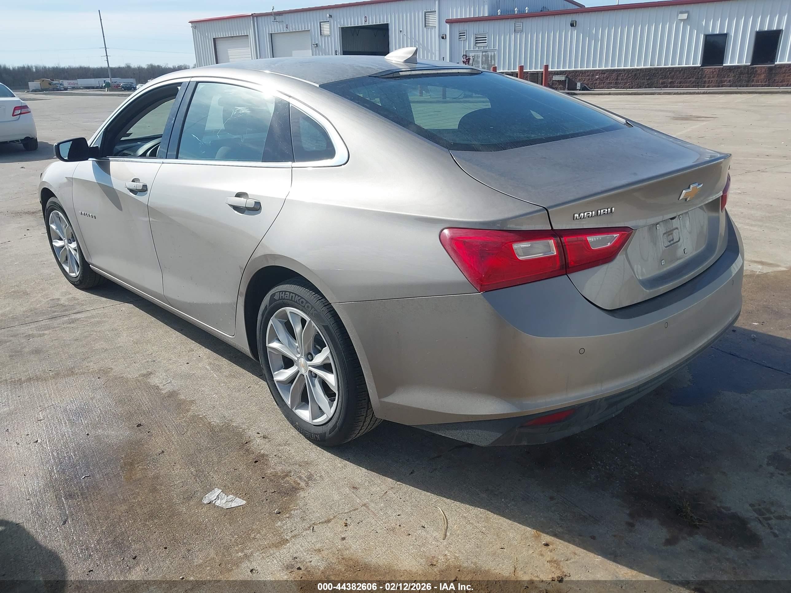 CHEVROLET MALIBU image 3