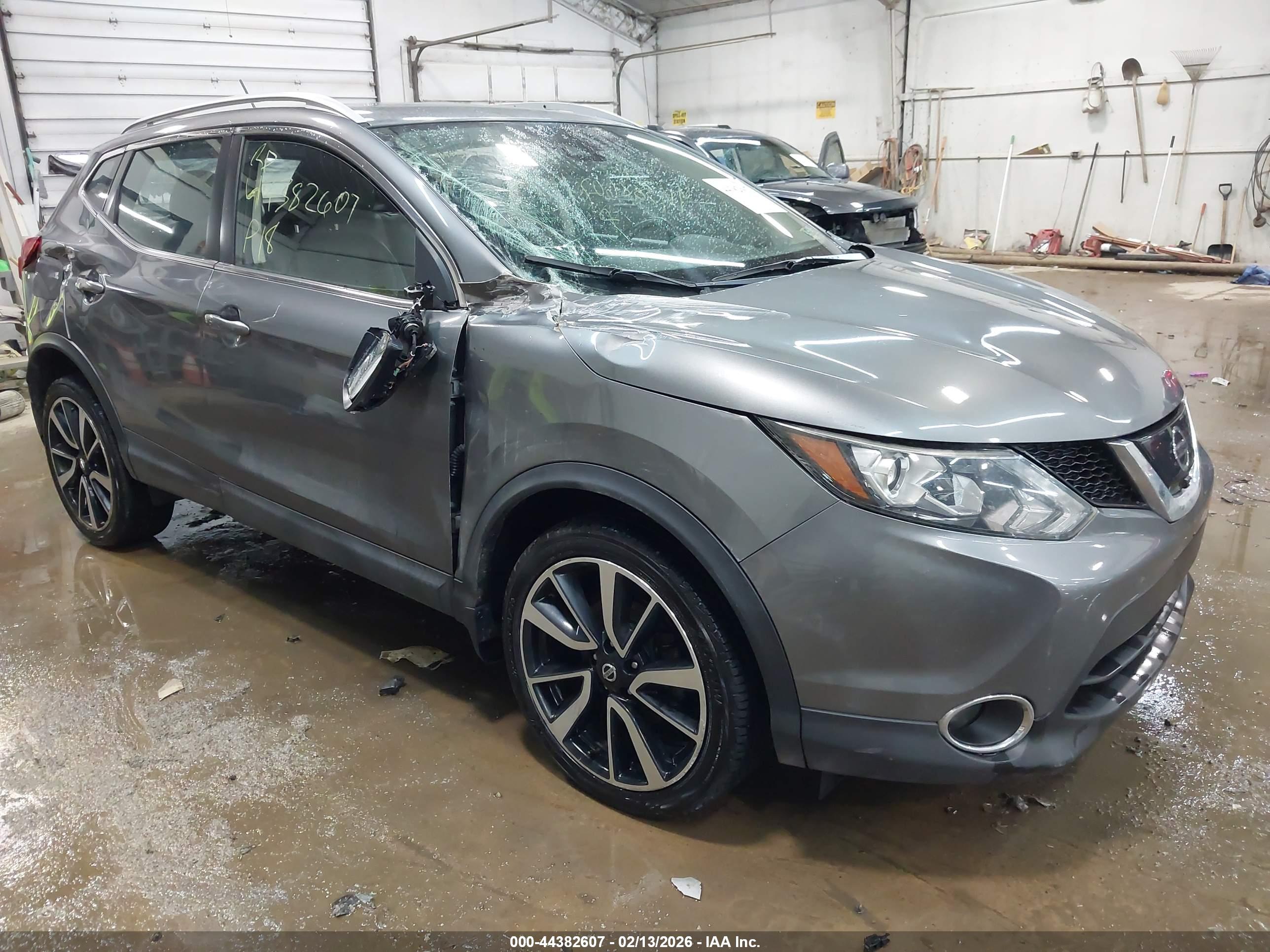 NISSAN ROGUE image 6