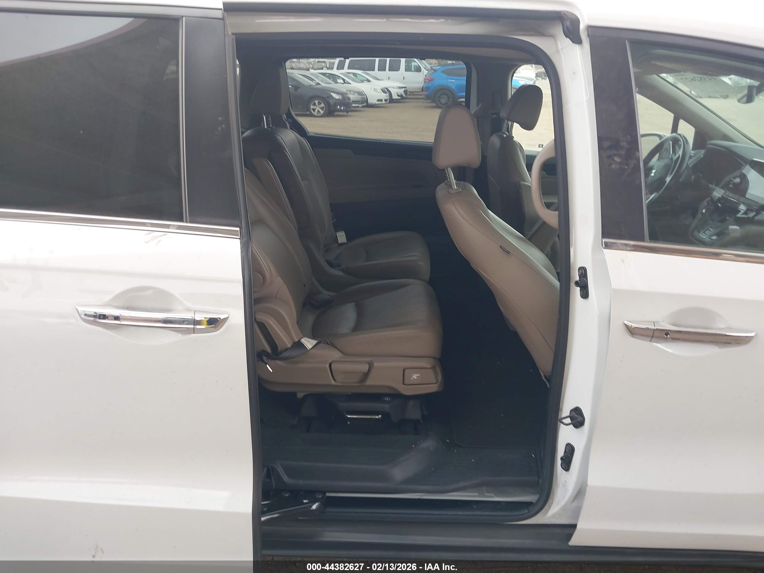 HONDA ODYSSEY image 8