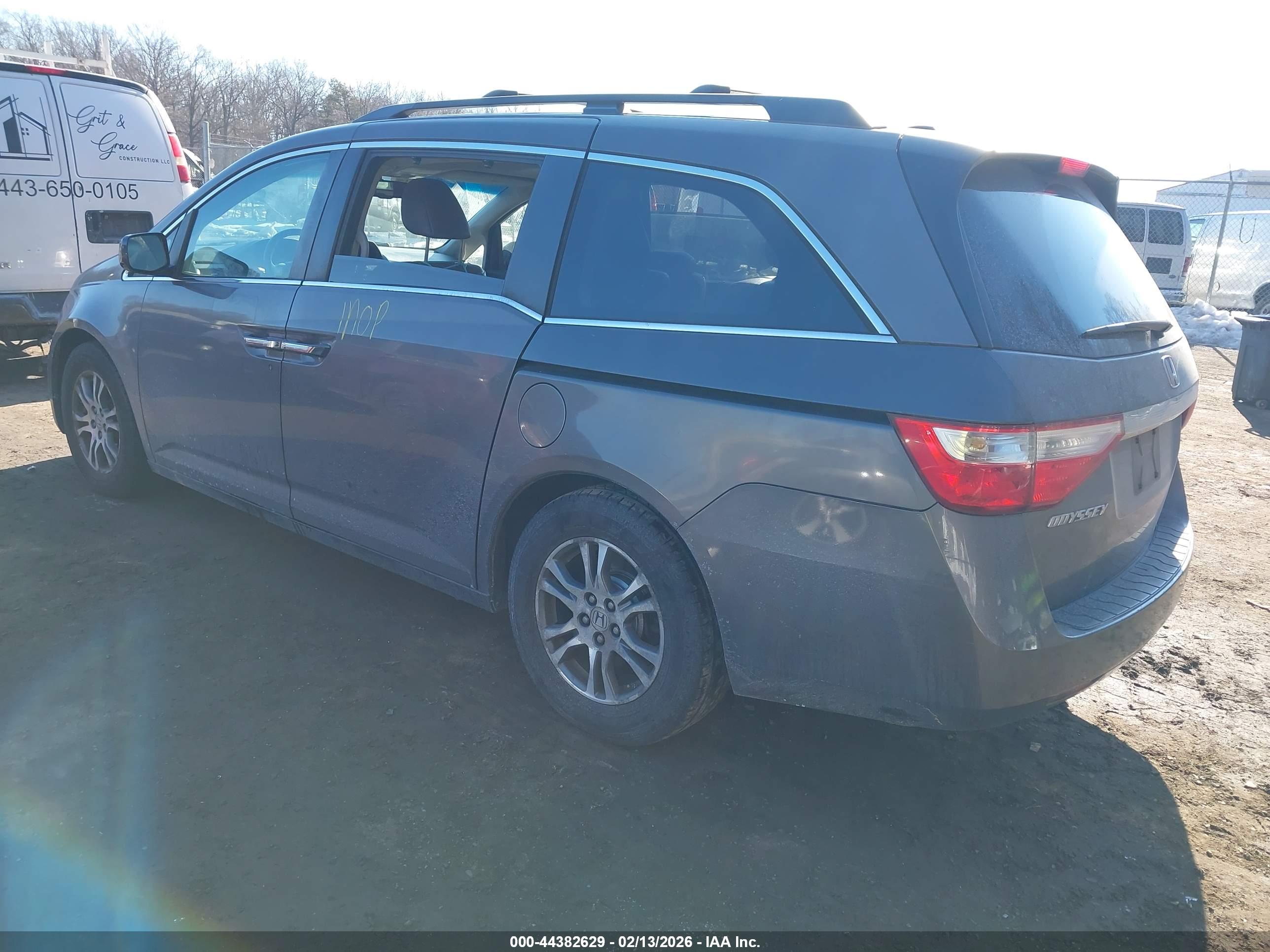 HONDA ODYSSEY image 3