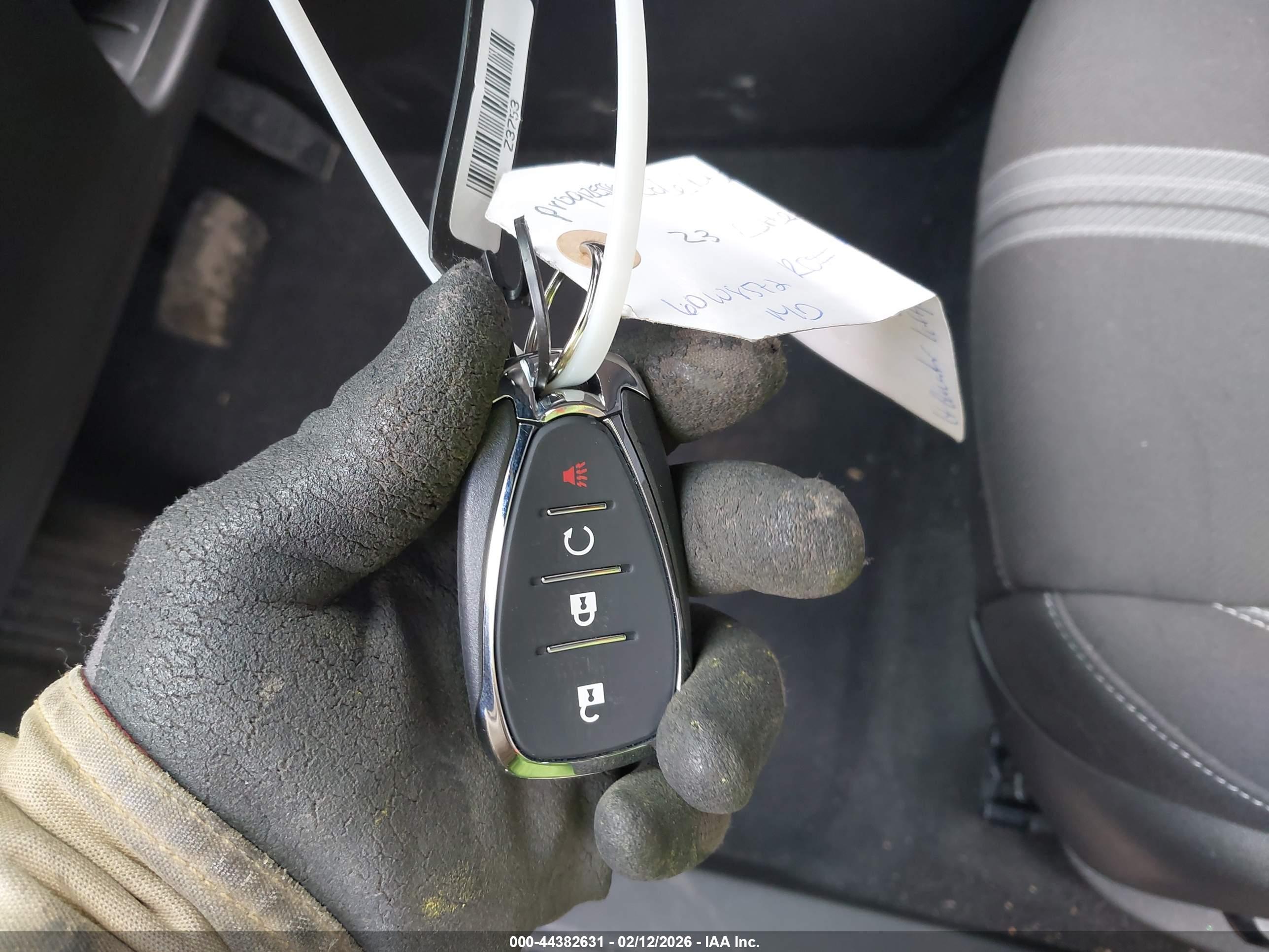 CHEVROLET BLAZER image 11