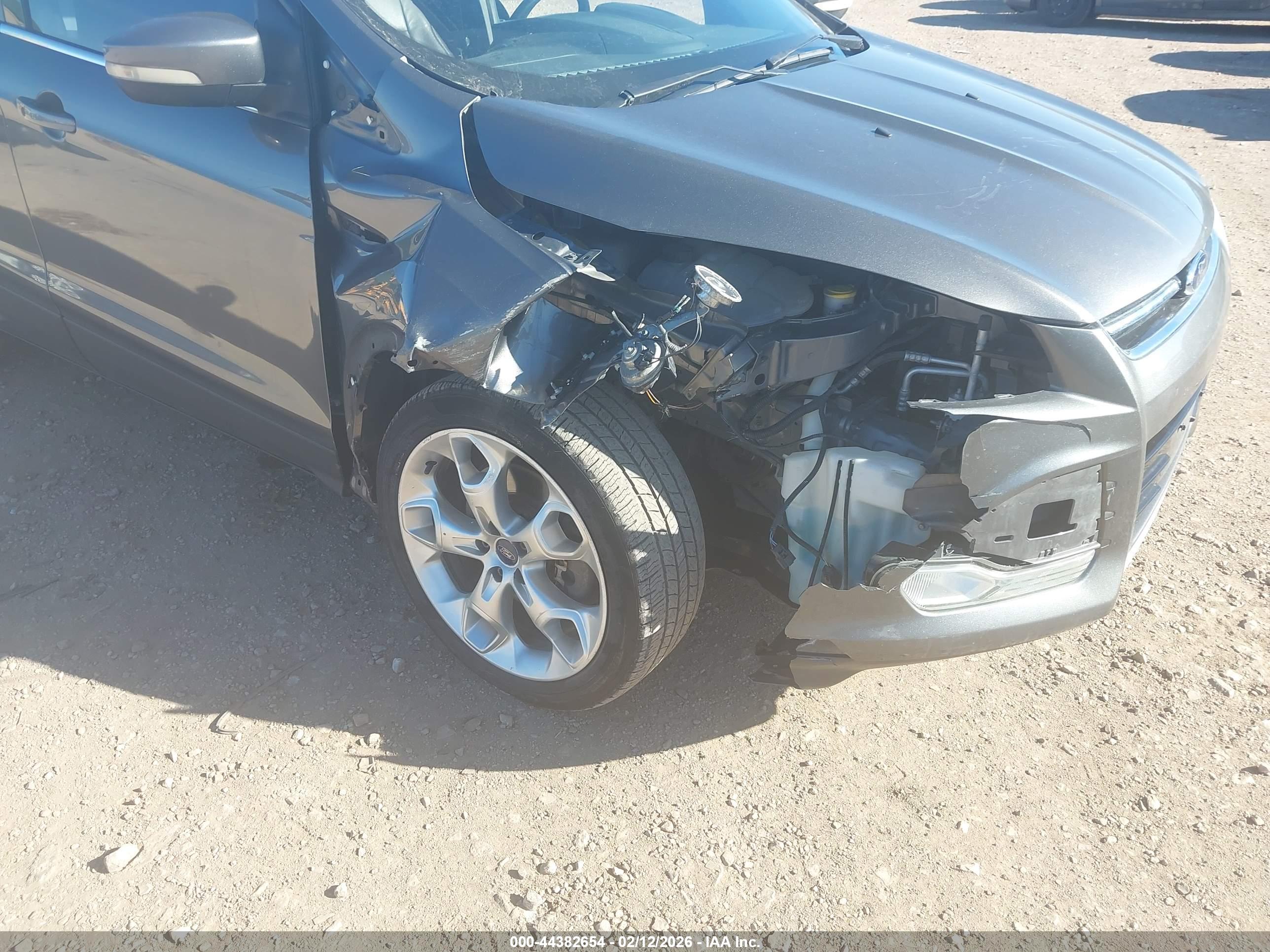 FORD ESCAPE image 6