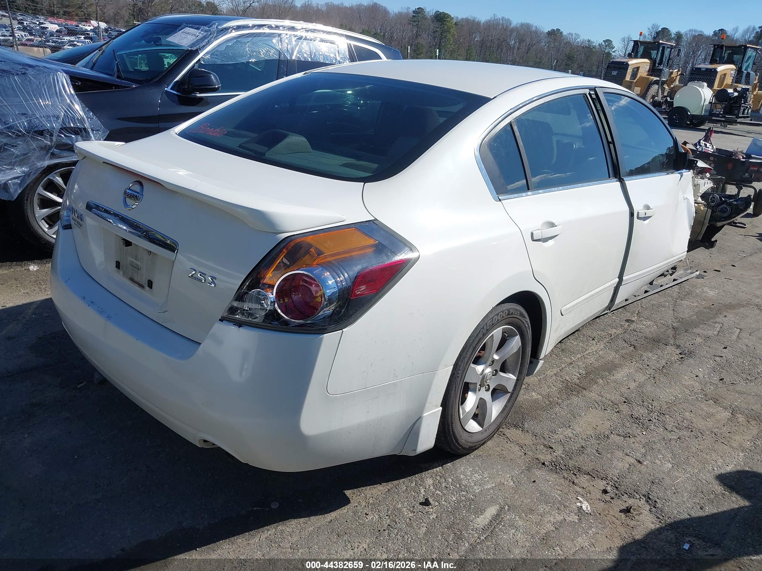 NISSAN ALTIMA image 4