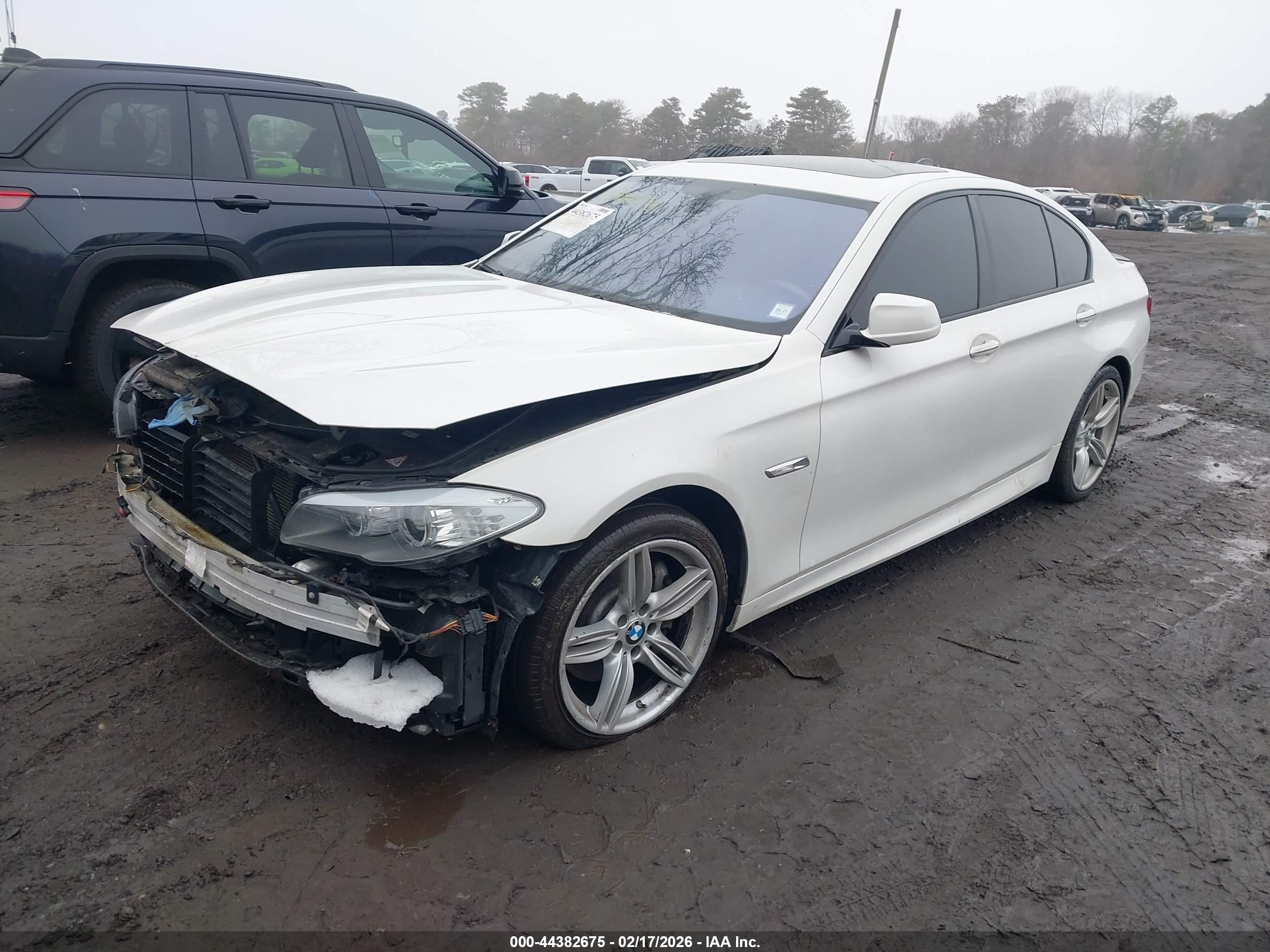 BMW 535I image 2