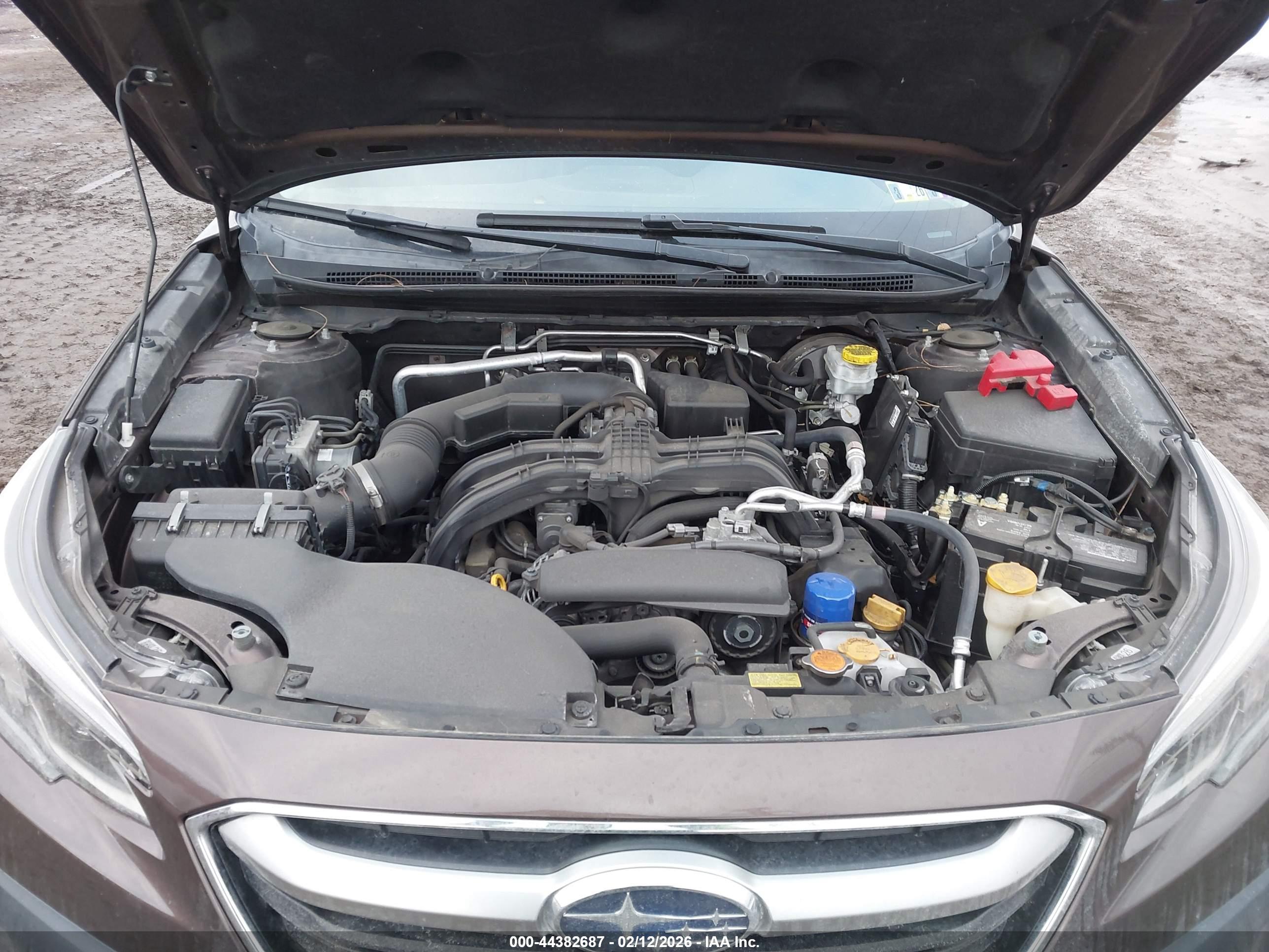 SUBARU OUTBACK image 10