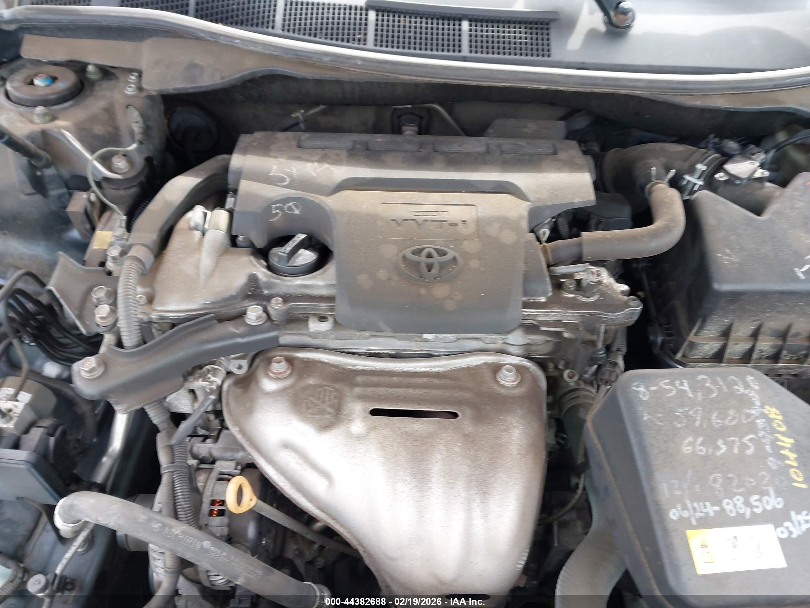 TOYOTA CAMRY image 10