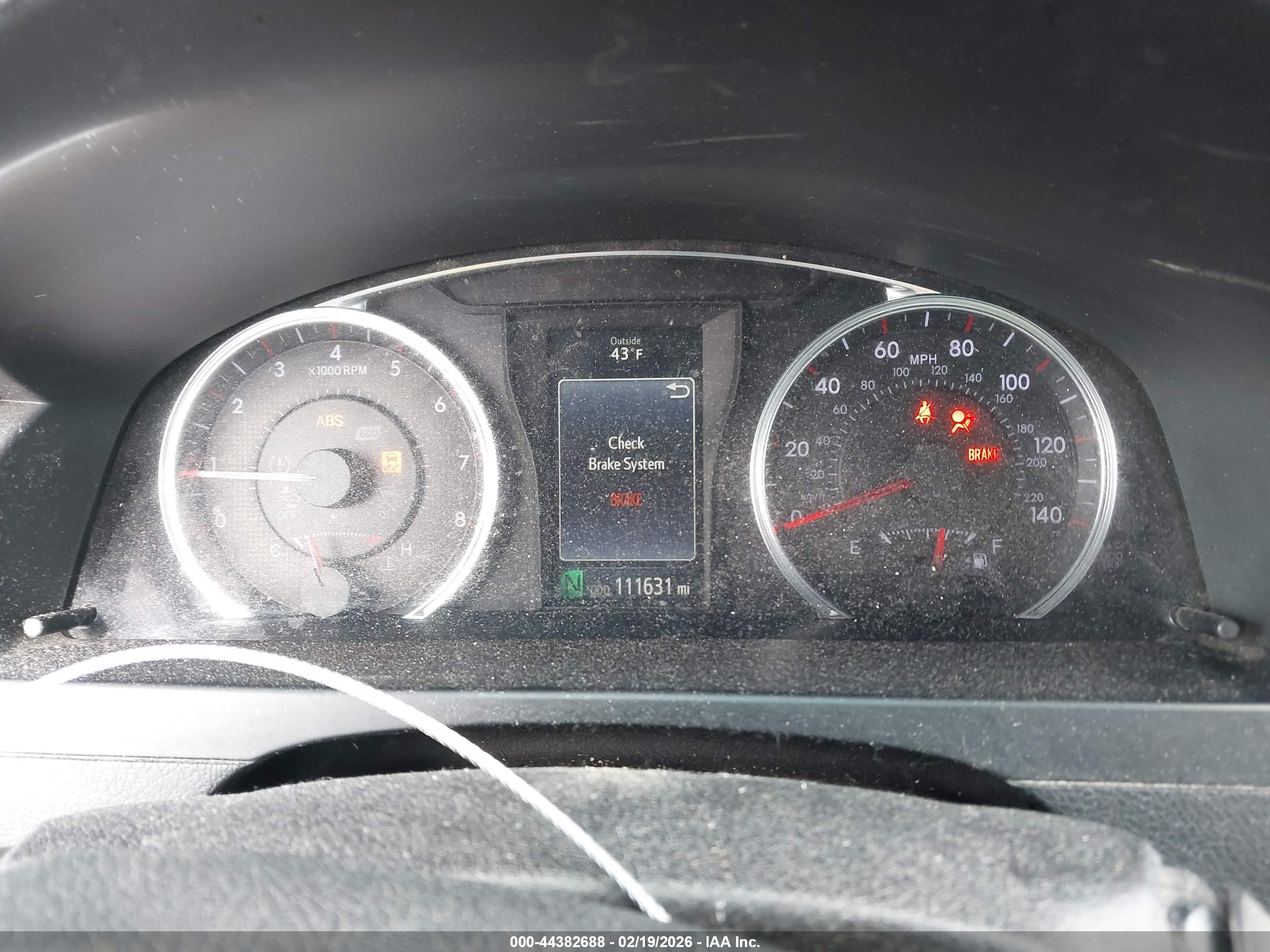 TOYOTA CAMRY image 7