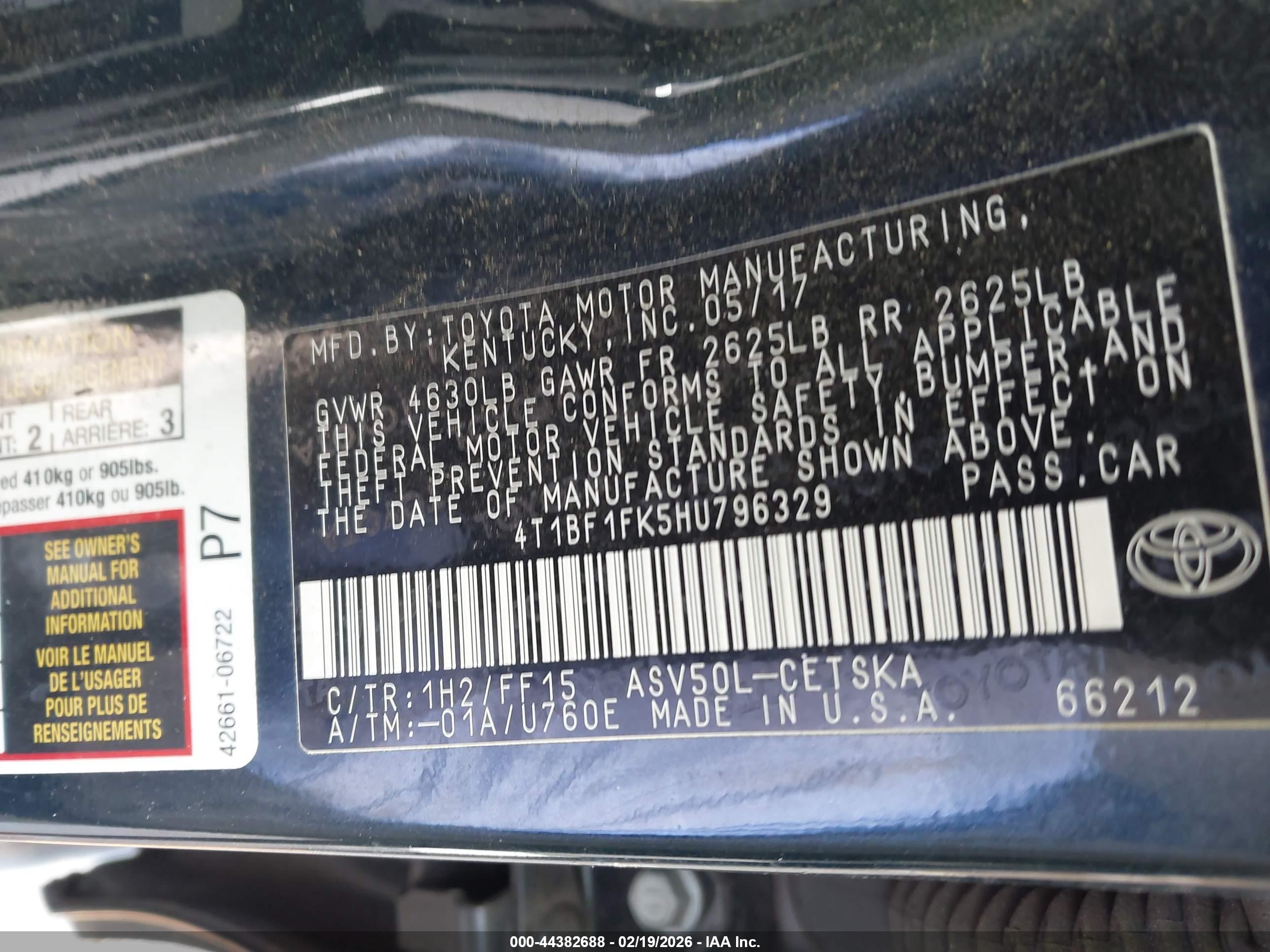 TOYOTA CAMRY image 9