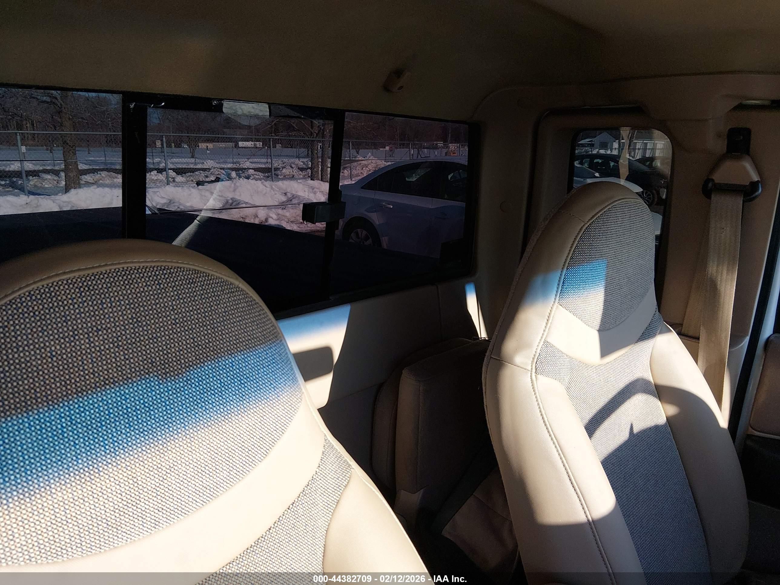 FORD RANGER image 8