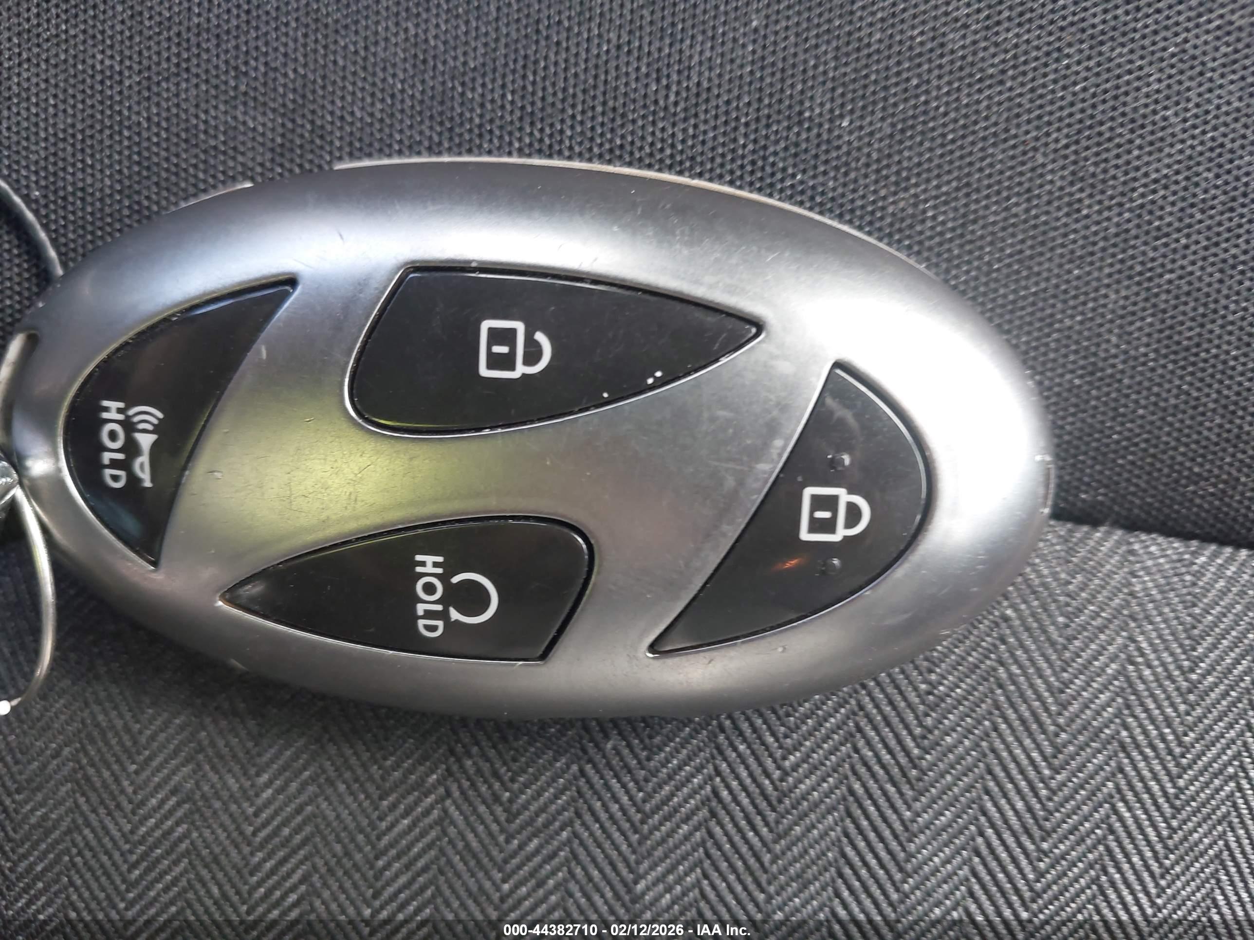 HYUNDAI SONATA image 11