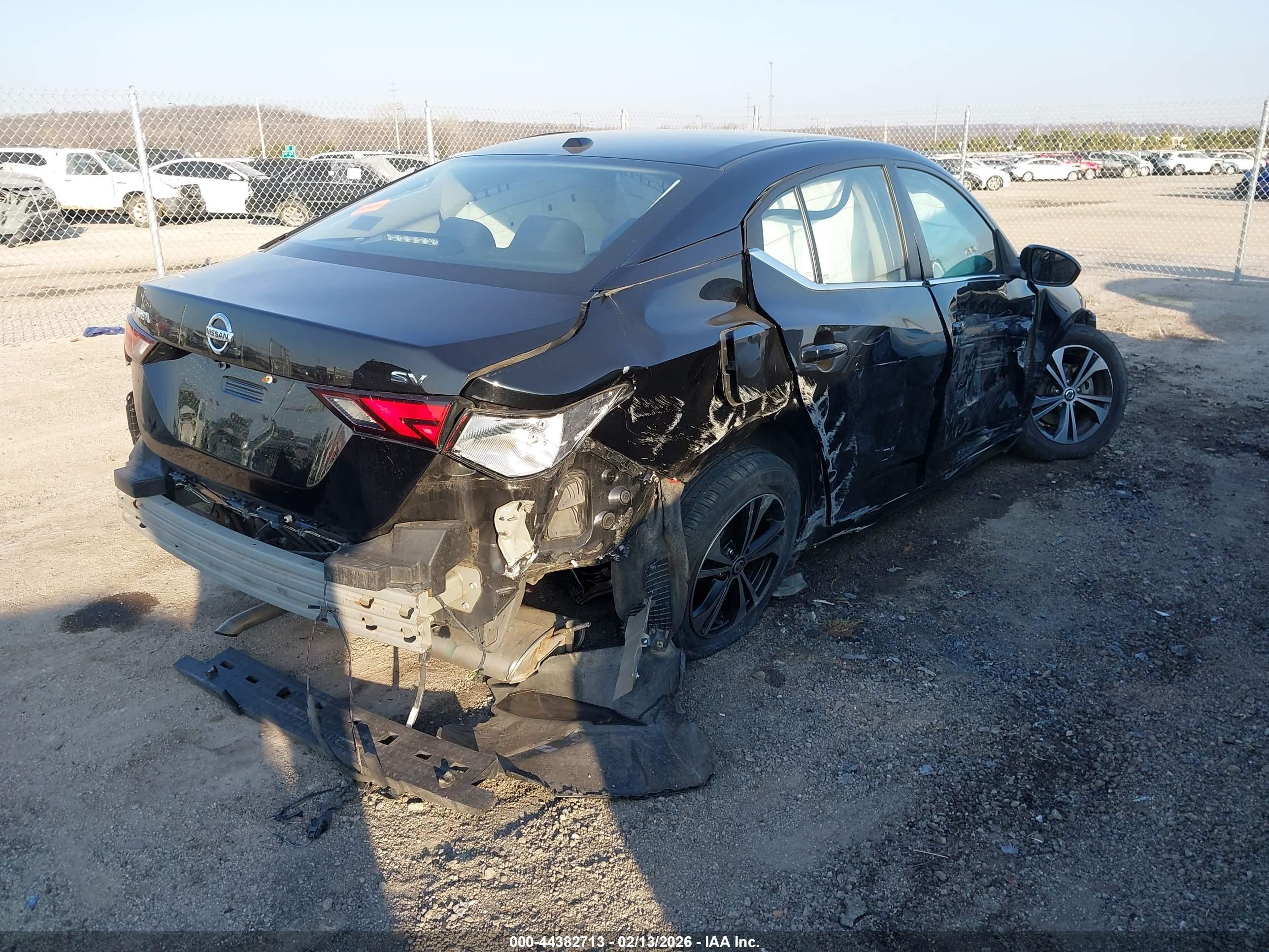 NISSAN SENTRA image 4