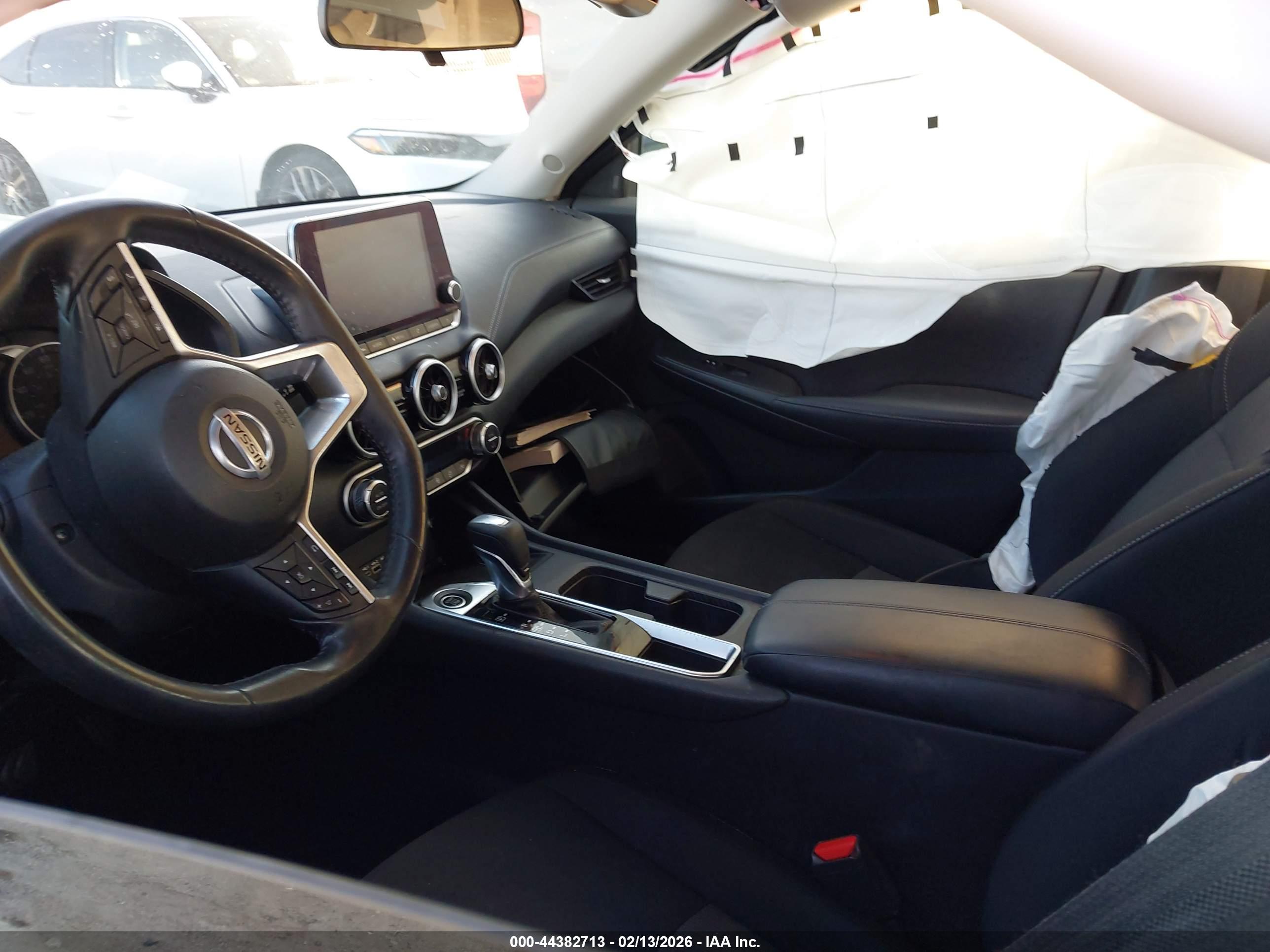NISSAN SENTRA image 5