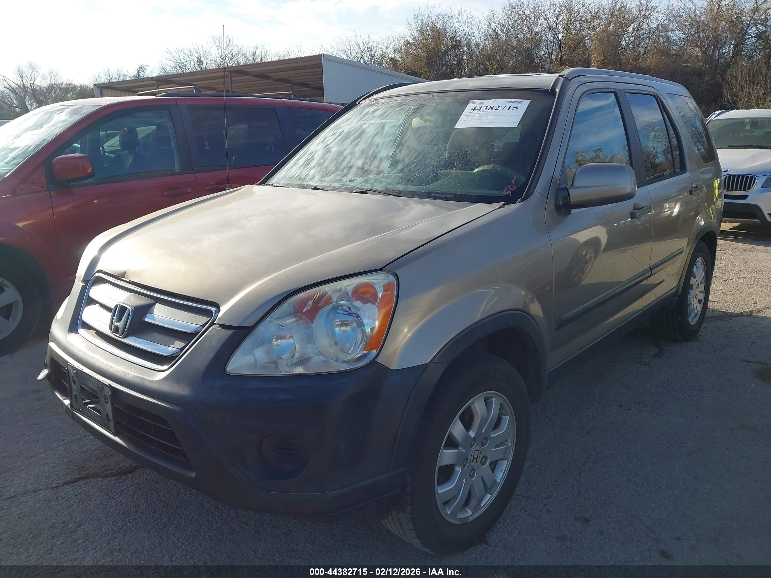 HONDA CR-V image 2