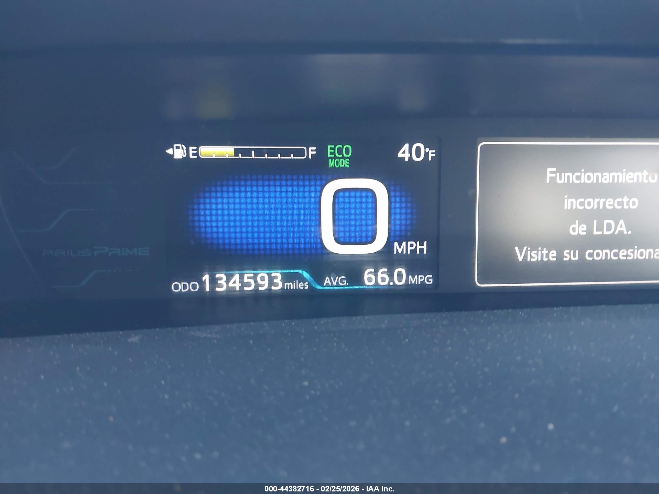 TOYOTA PRIUS image 7