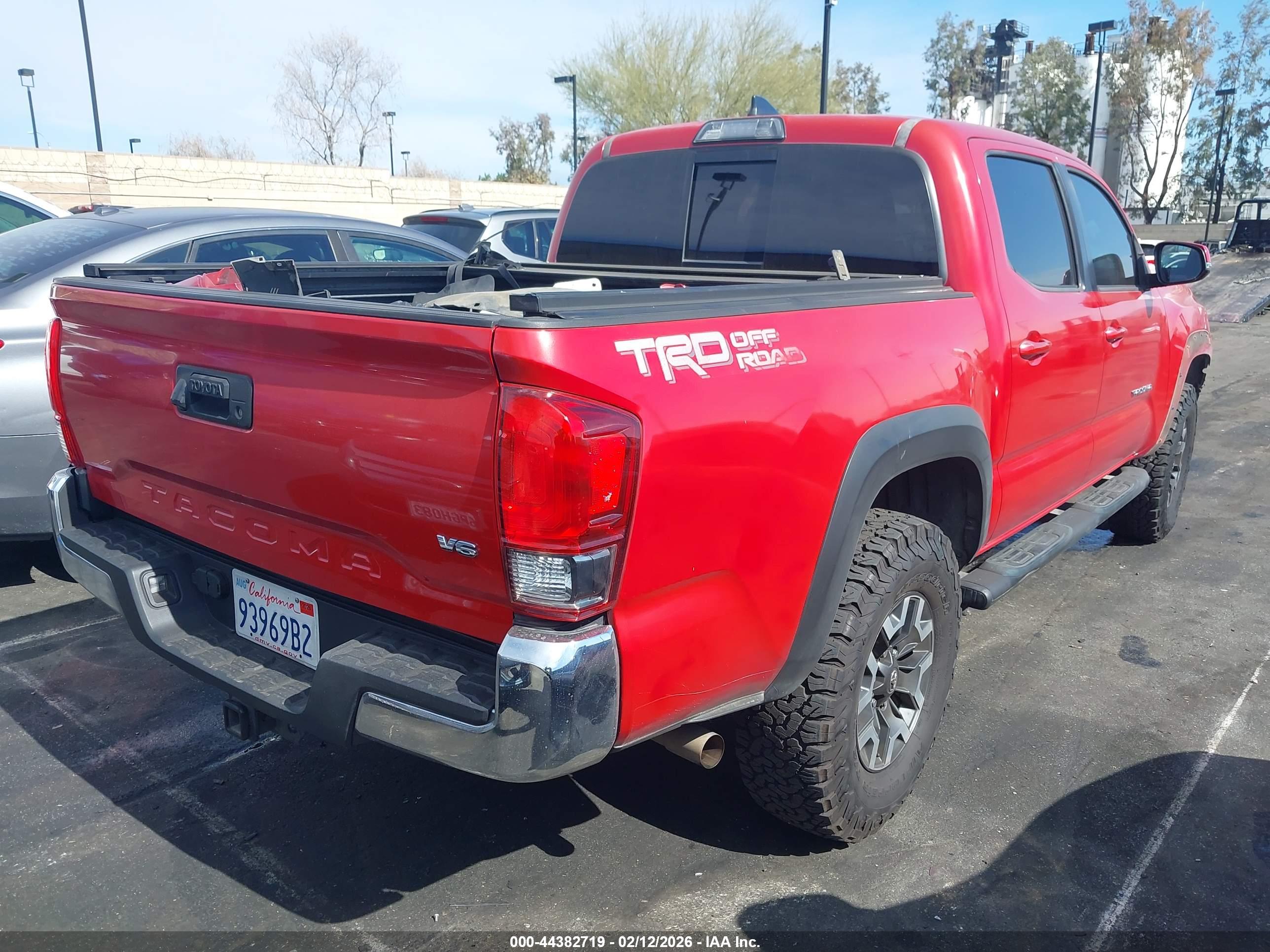 TOYOTA TACOMA image 4