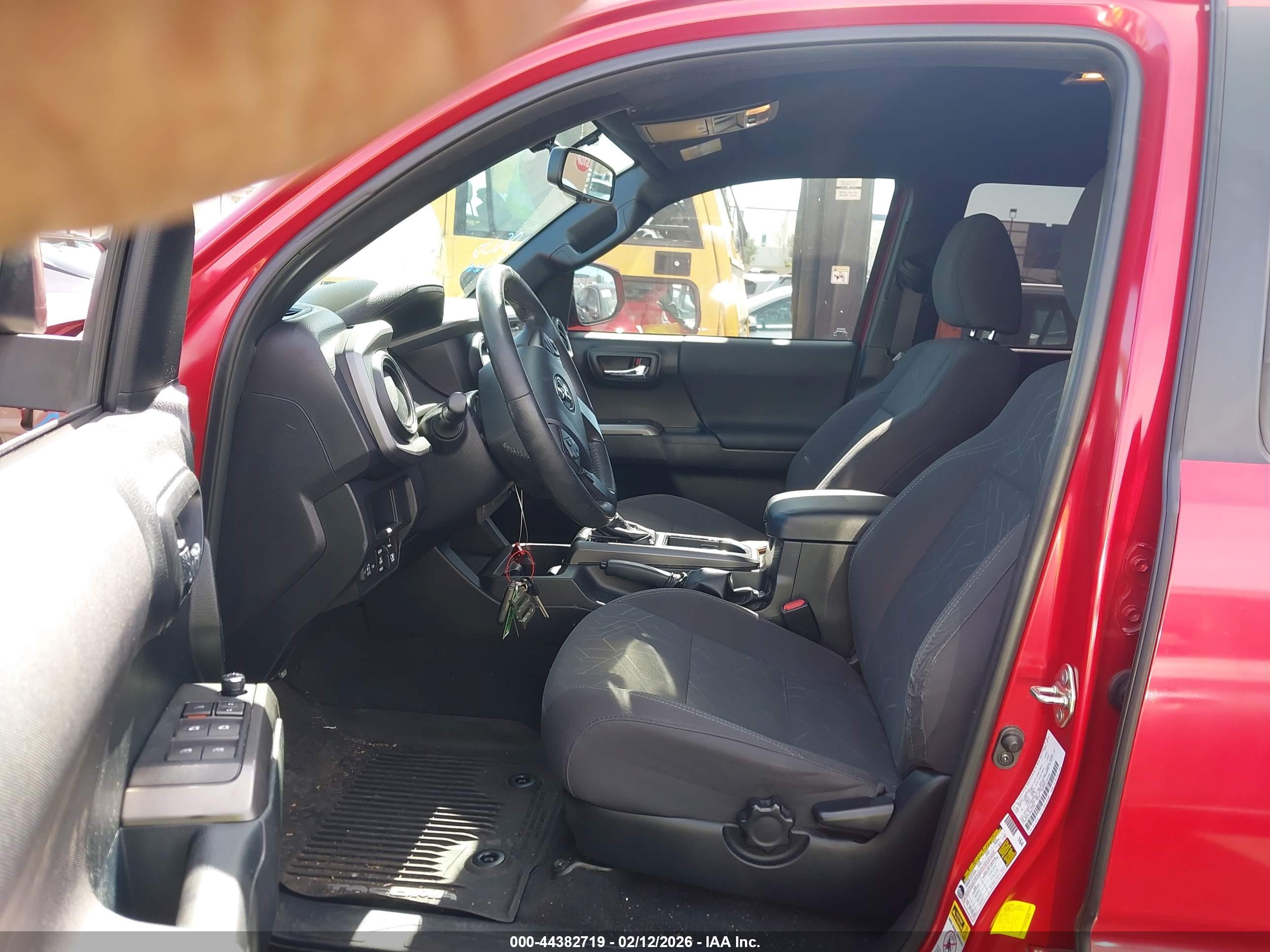 TOYOTA TACOMA image 5