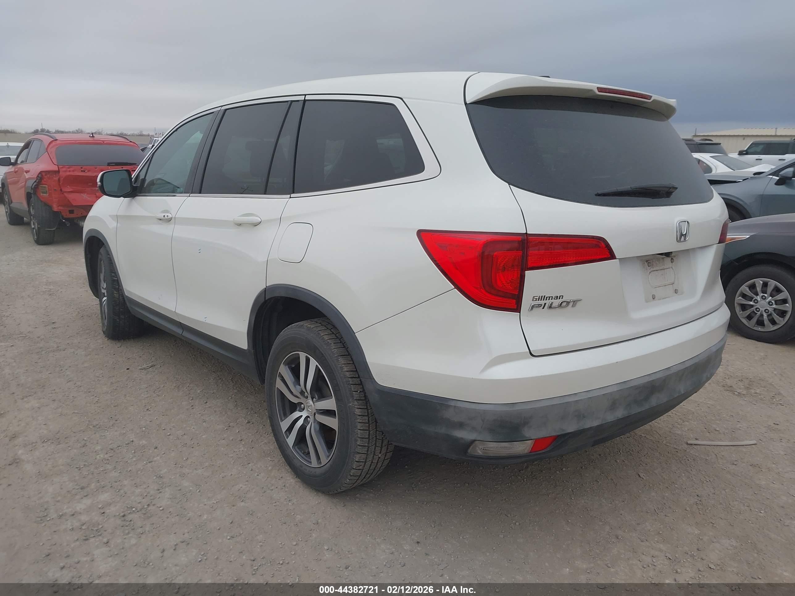 HONDA PILOT image 3