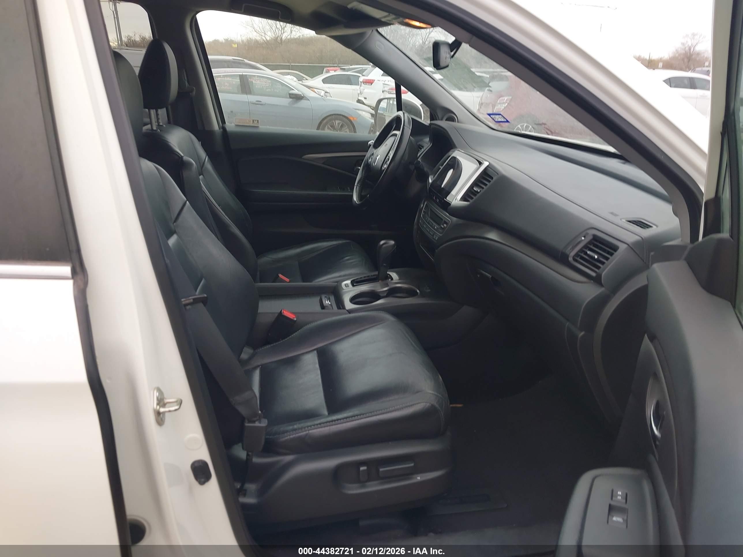 HONDA PILOT image 5