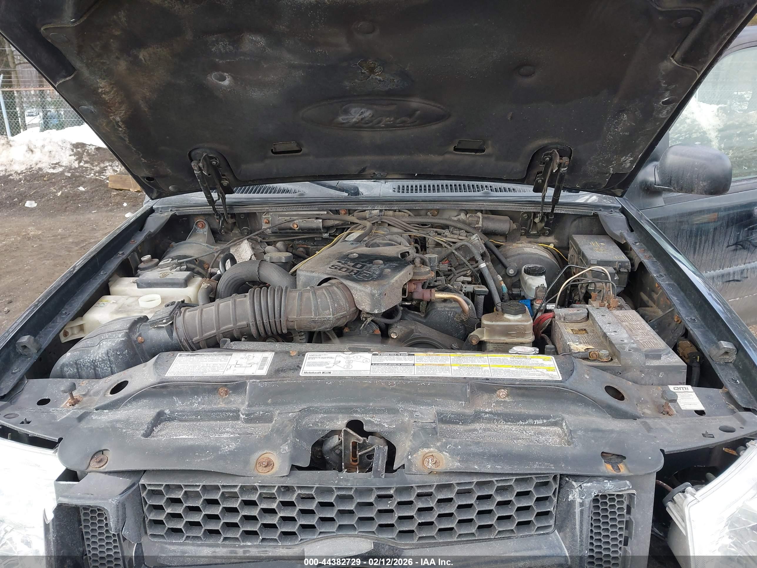 FORD EXPLORER image 10