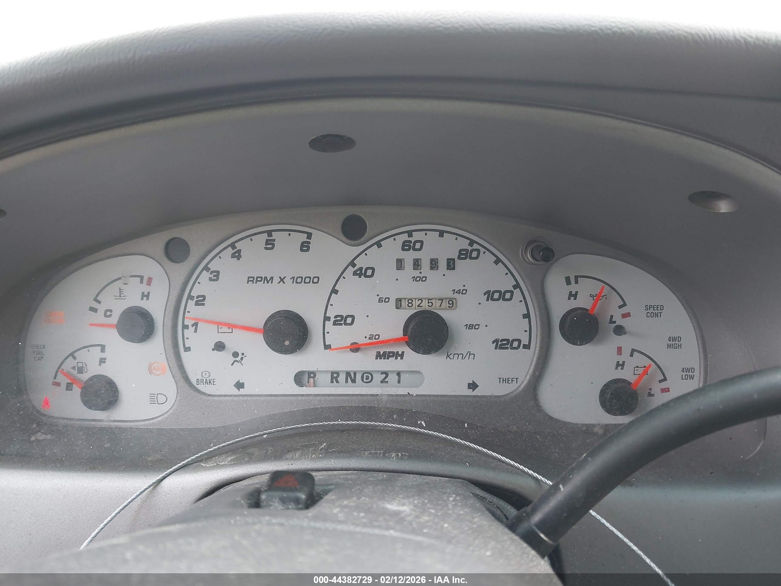 FORD EXPLORER image 7