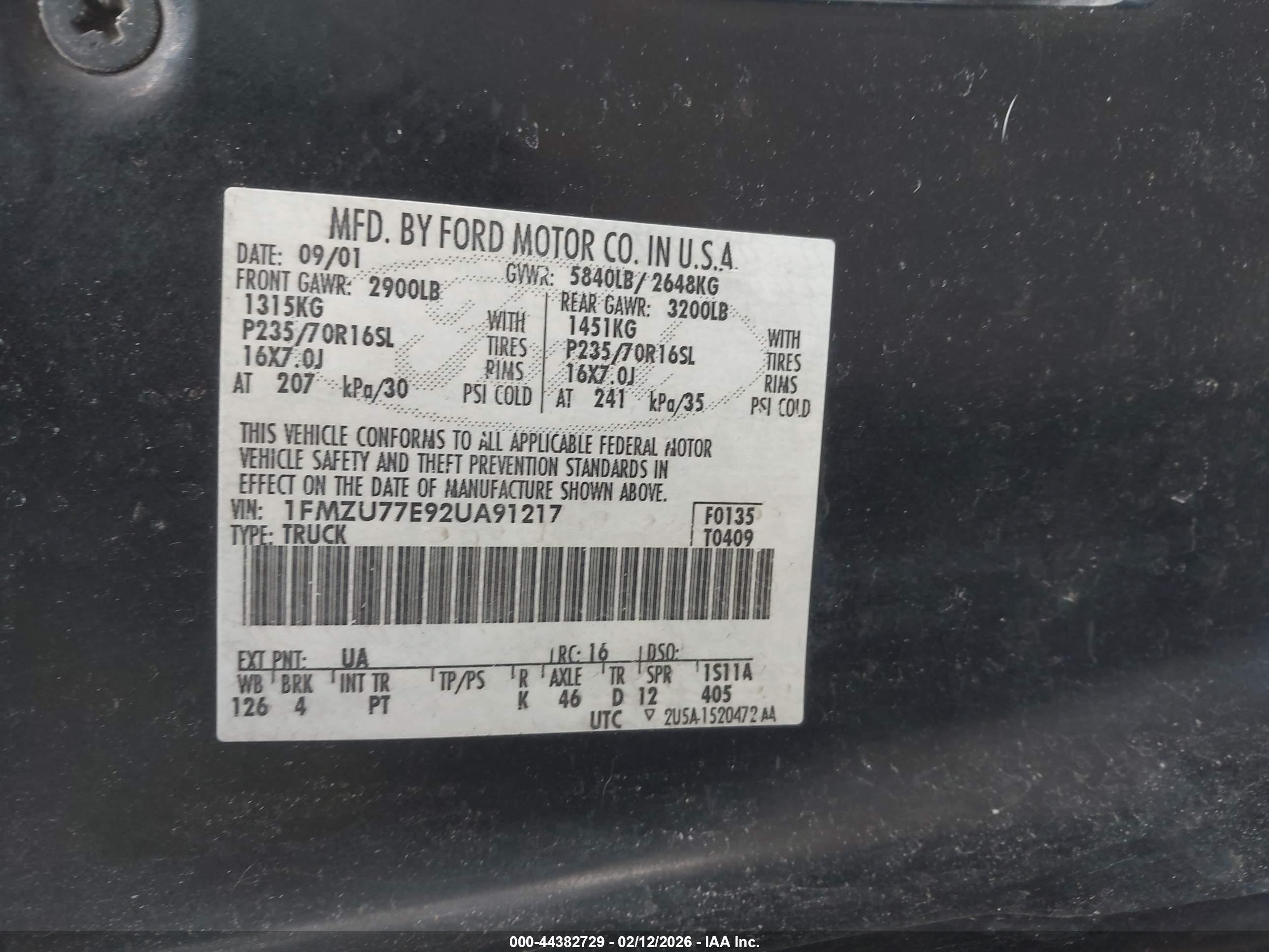 FORD EXPLORER image 9