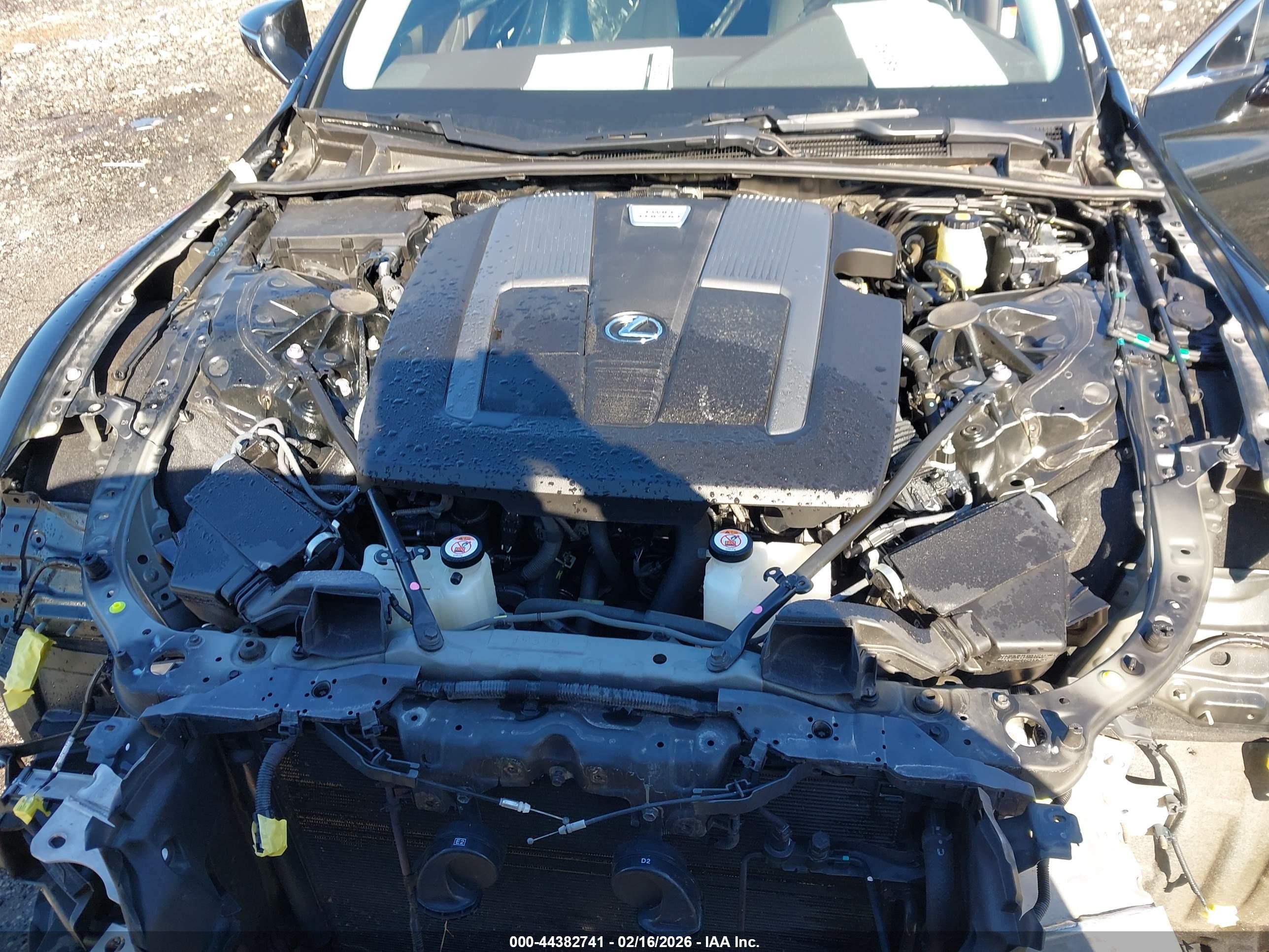 LEXUS LS image 10