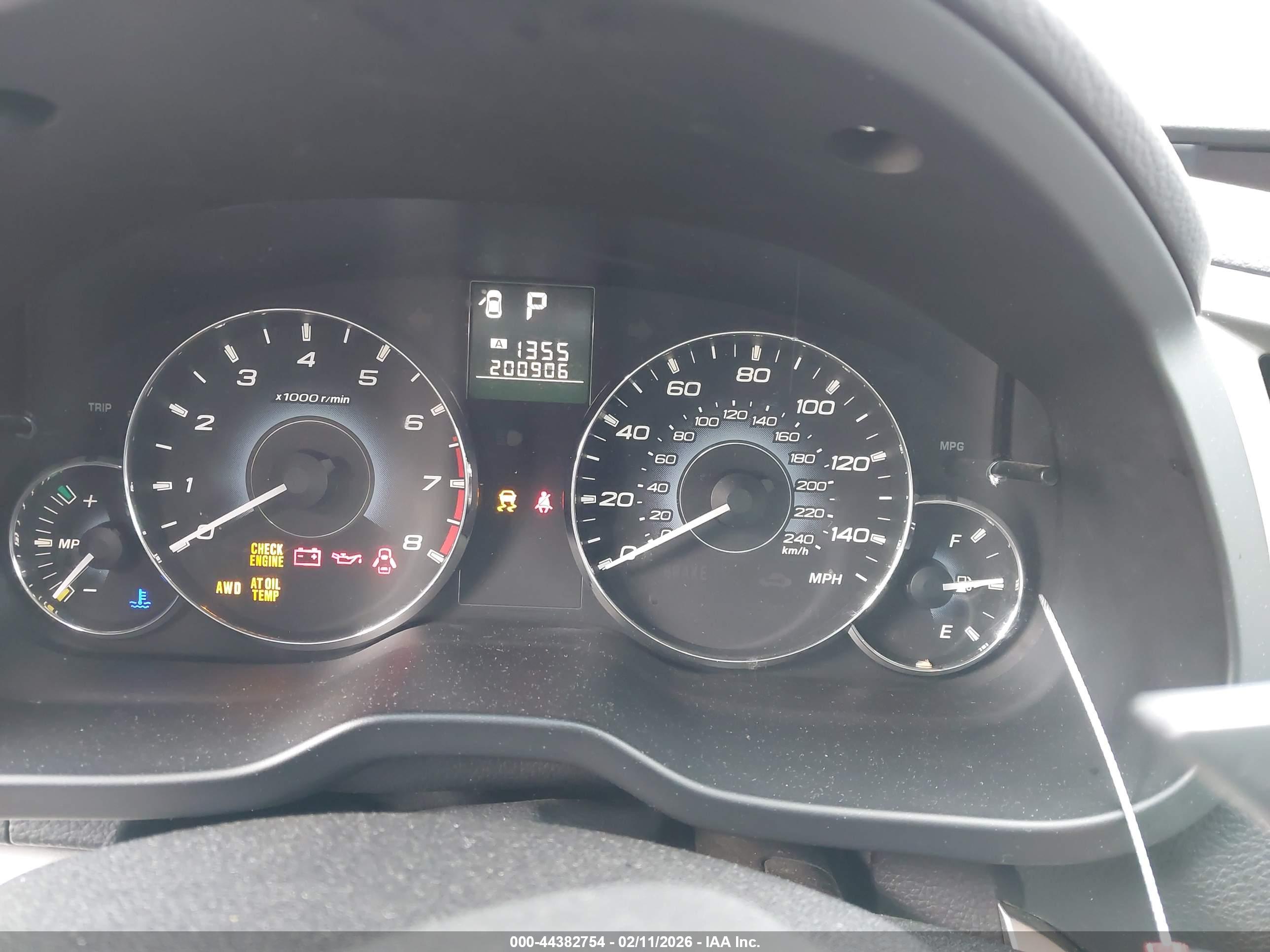 SUBARU OUTBACK image 7