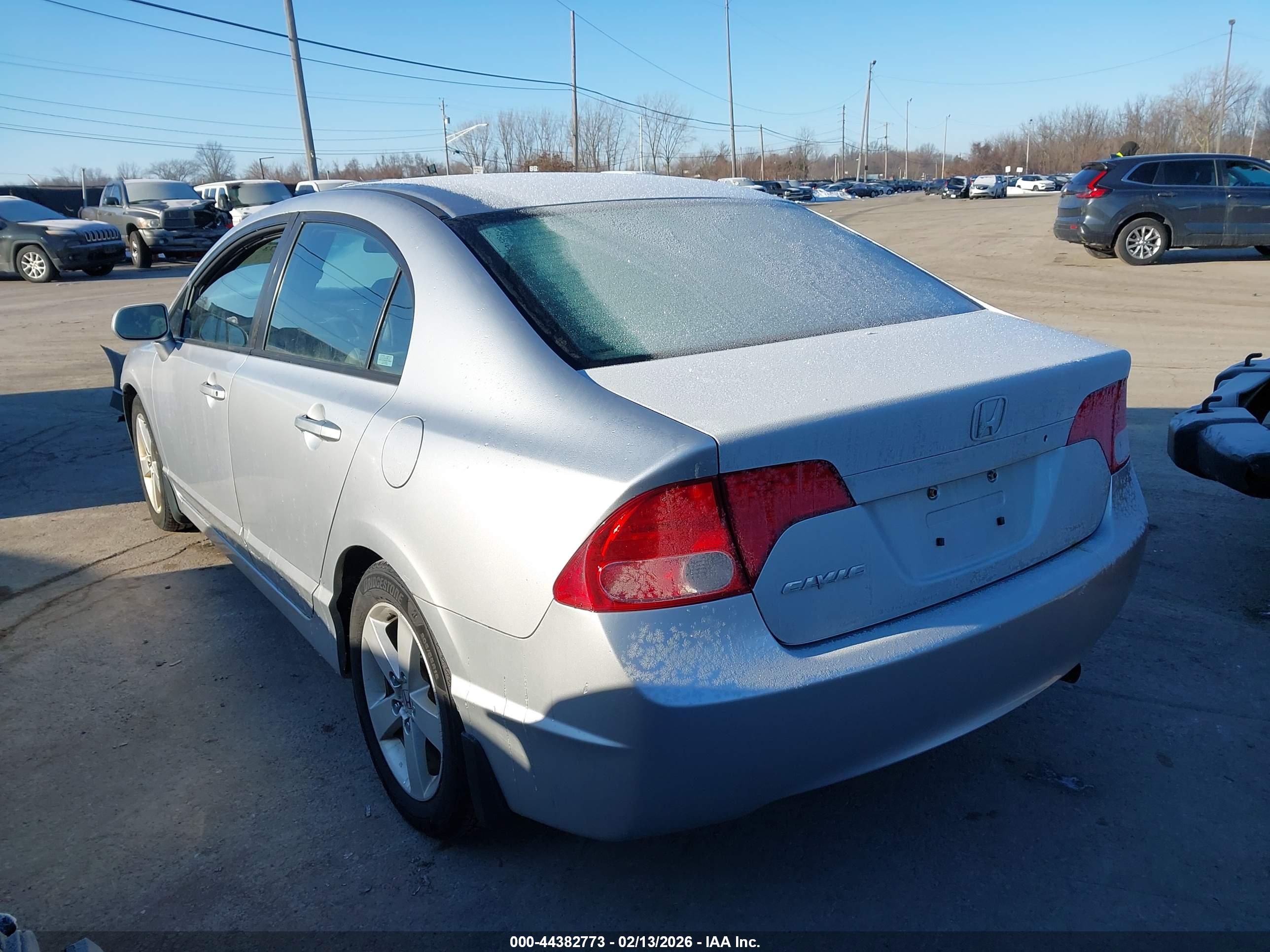 HONDA CIVIC image 3