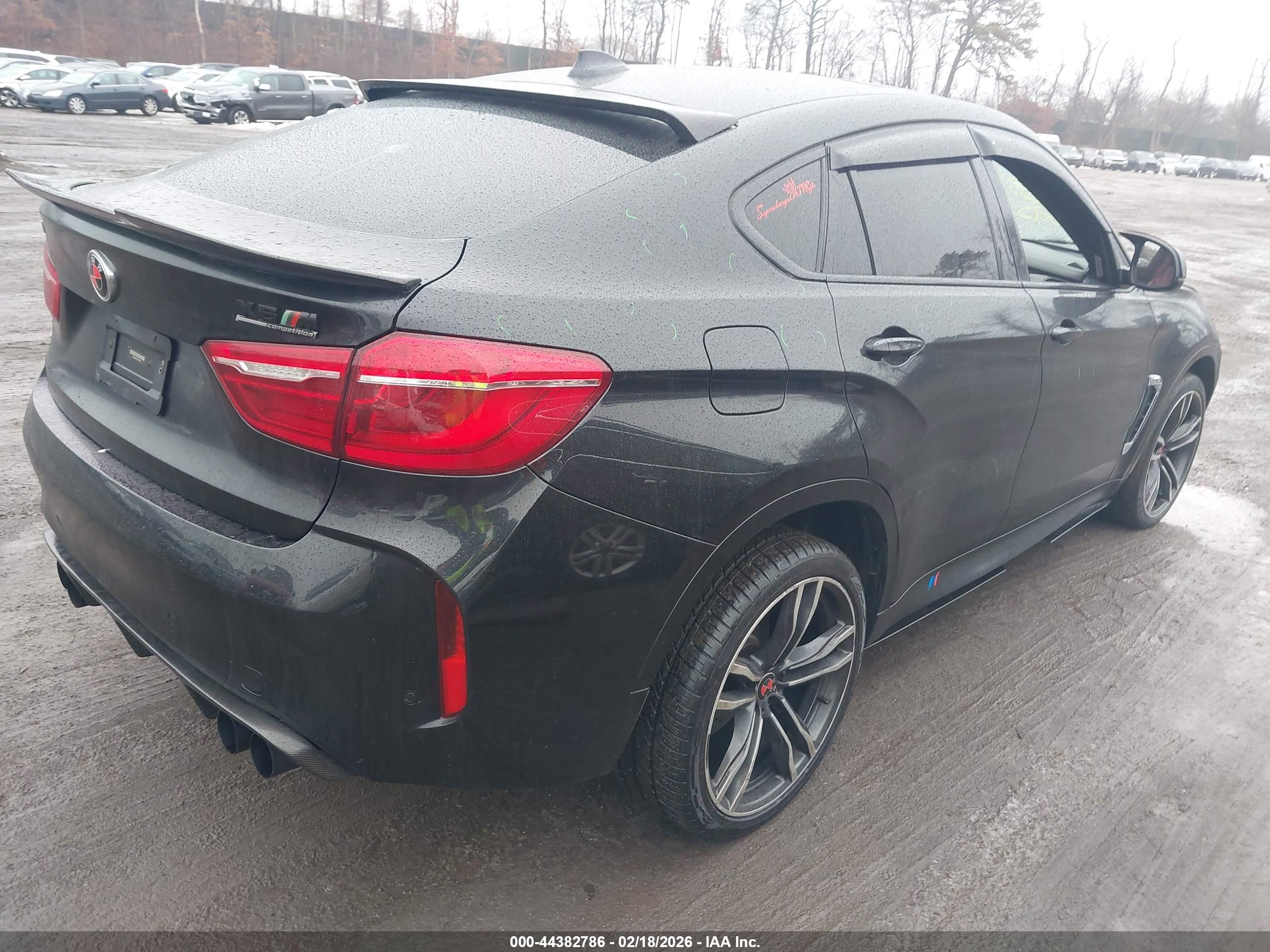 BMW X6 image 4