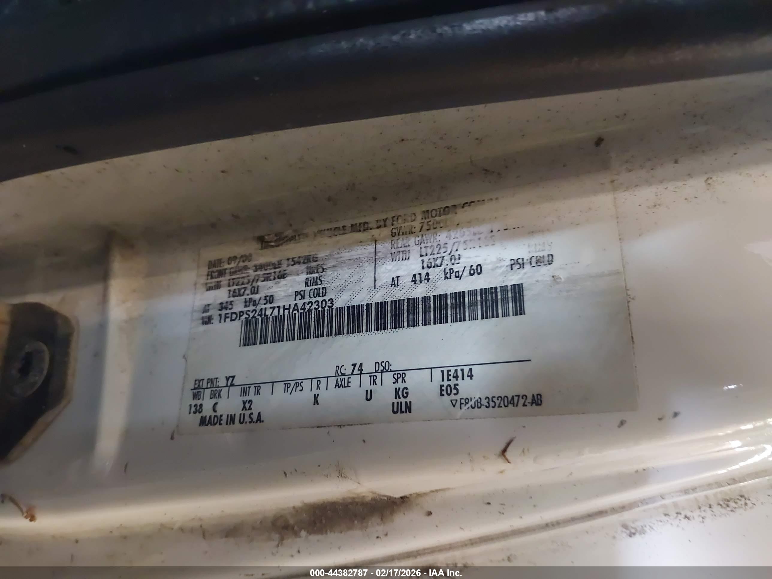 FORD E-250 image 9
