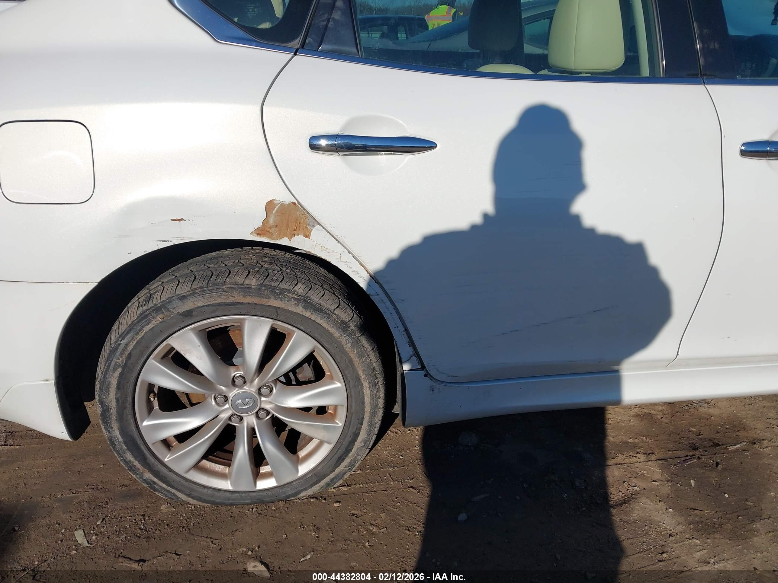 INFINITI M37X image 6