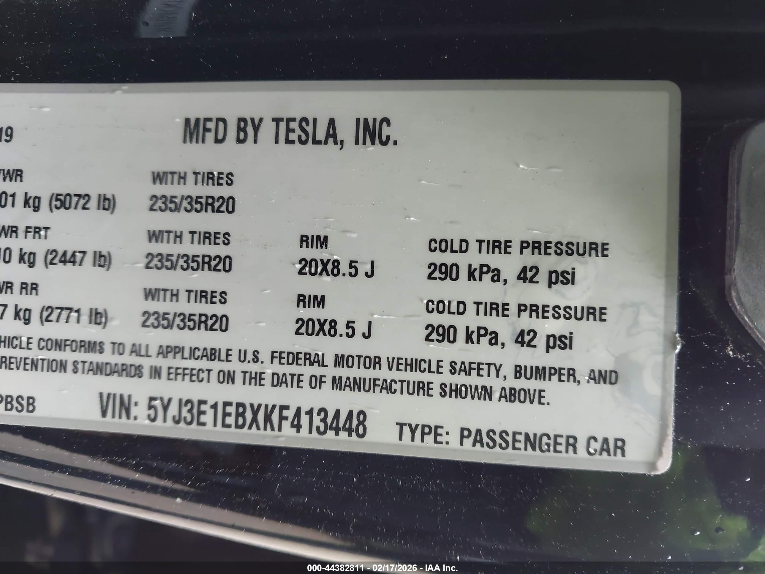 TESLA MODEL image 9