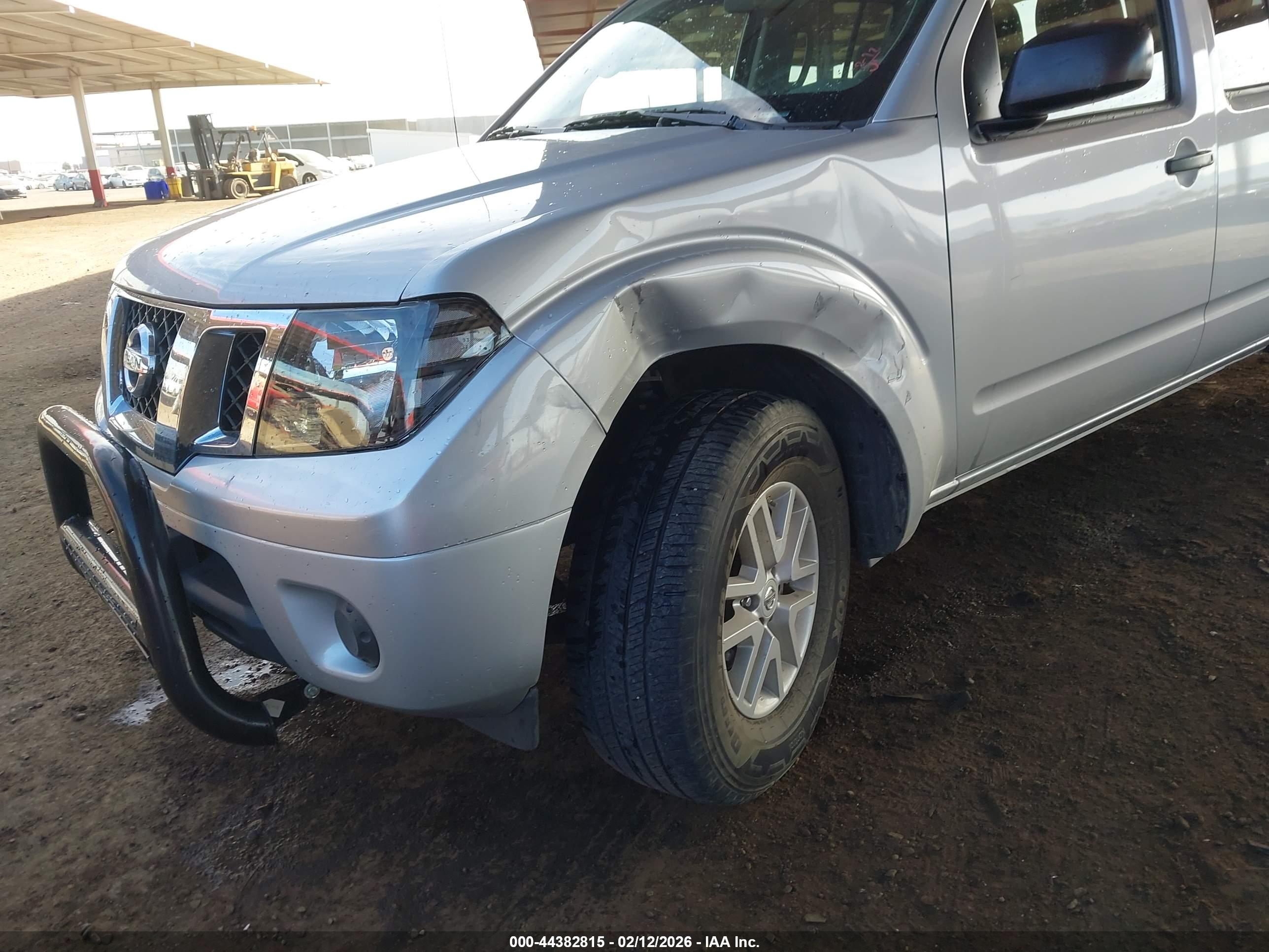 NISSAN FRONTIER image 6