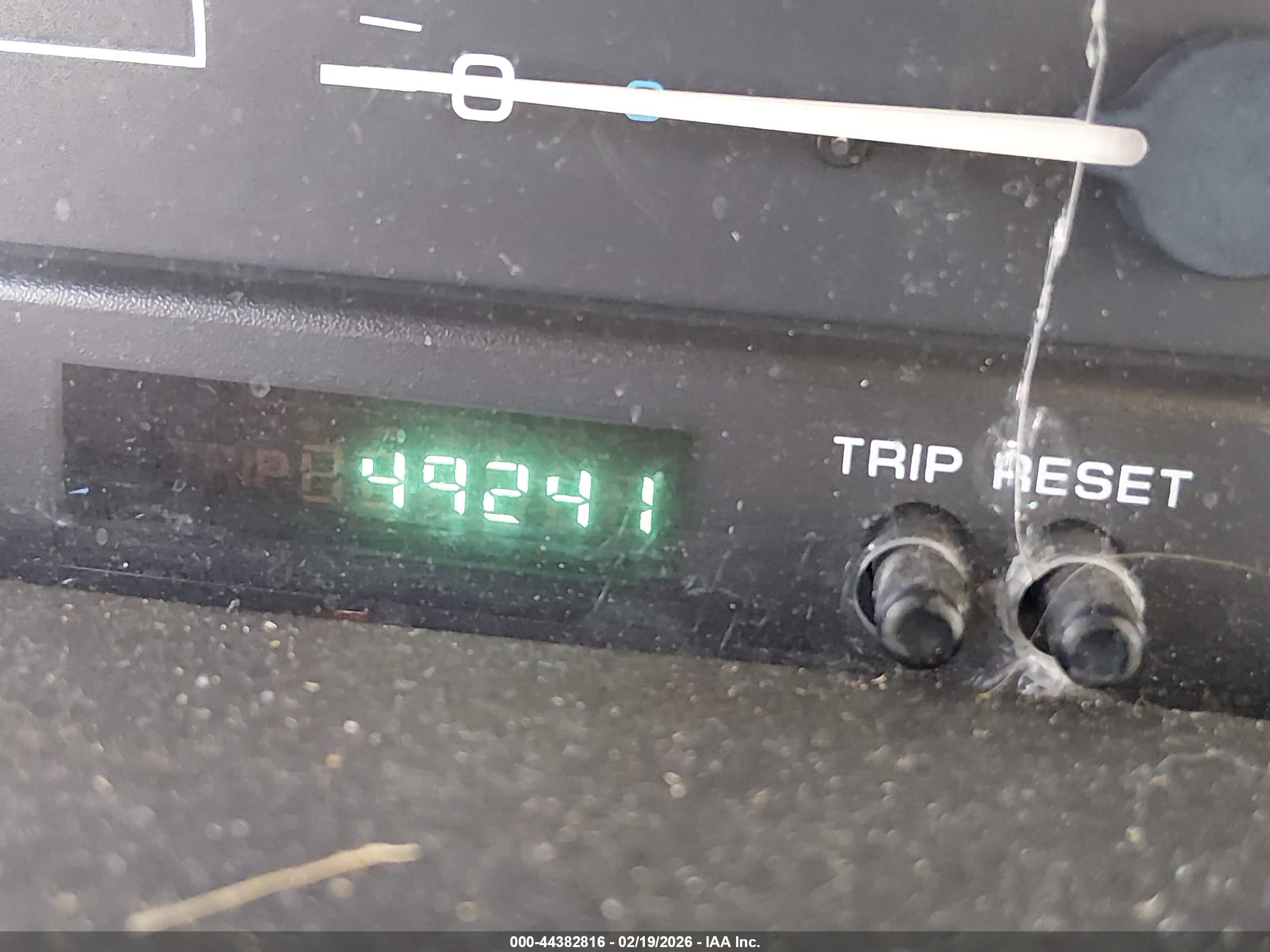 PLYMOUTH VOYAGER image 7