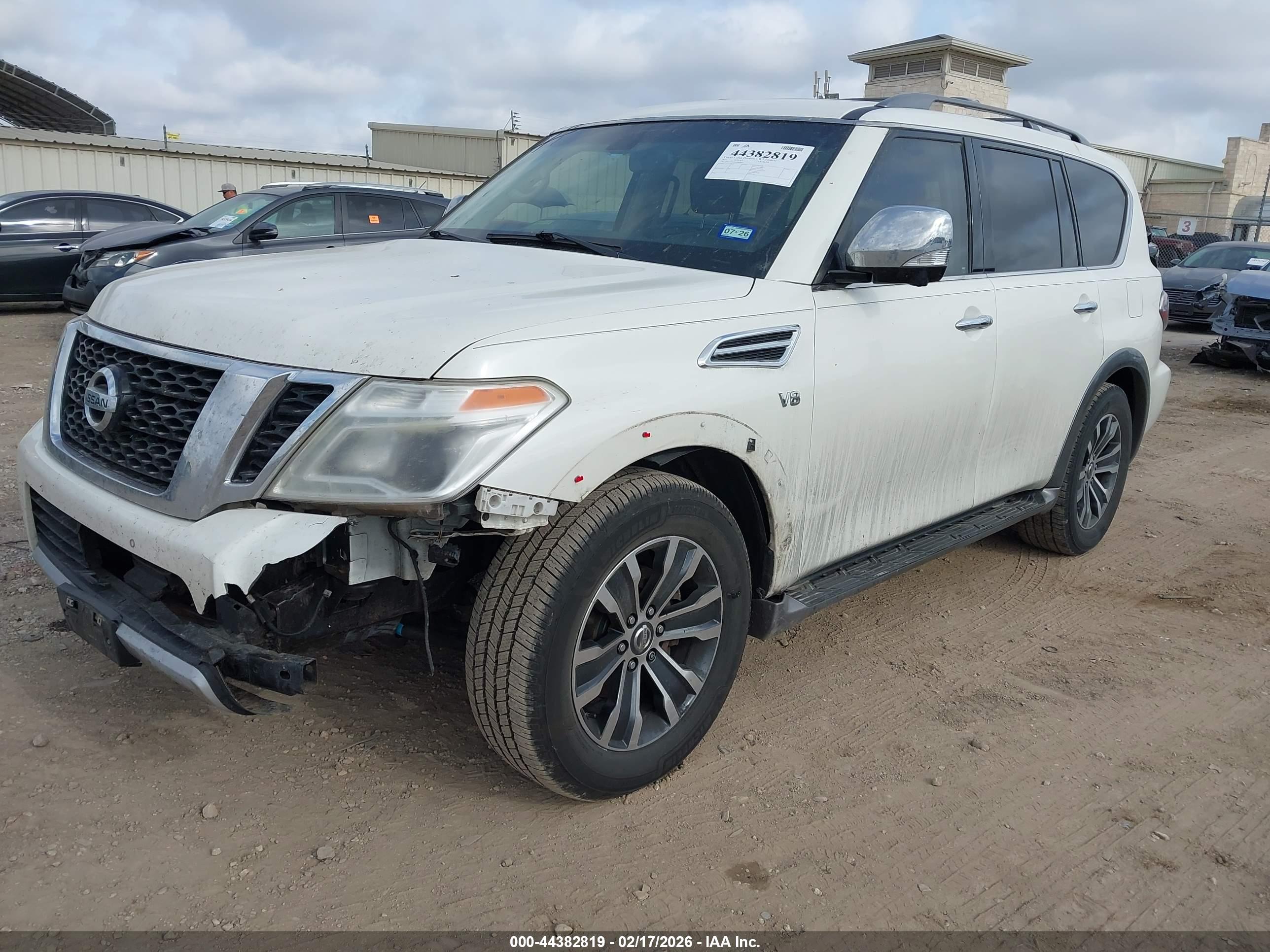NISSAN ARMADA image 2